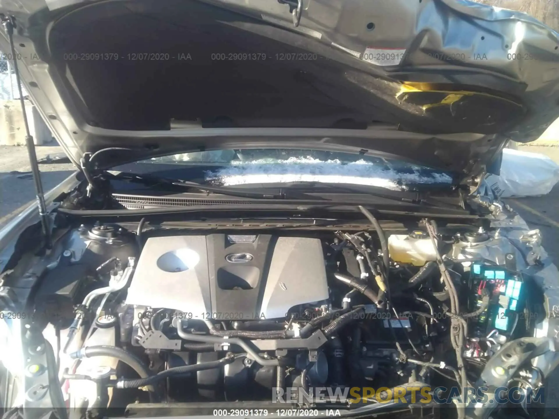10 Photograph of a damaged car JTHB21B19K2033714 LEXUS ES 2019