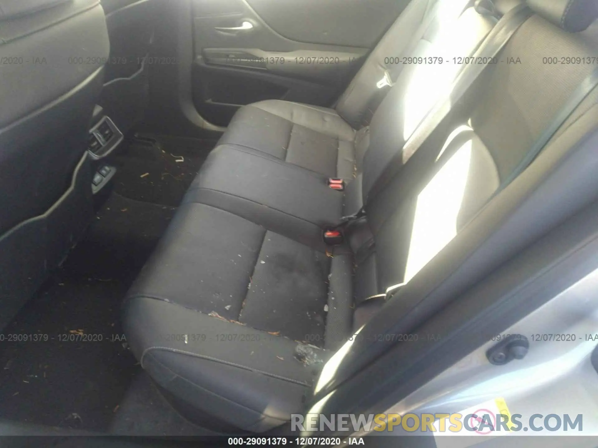 8 Photograph of a damaged car JTHB21B19K2033714 LEXUS ES 2019