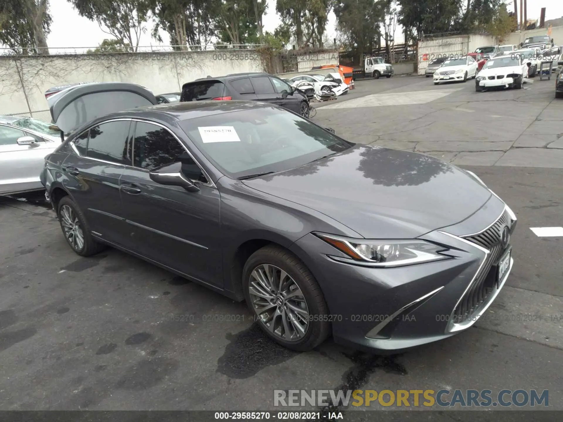 1 Photograph of a damaged car 58AD21B11LU010366 LEXUS ES 2020