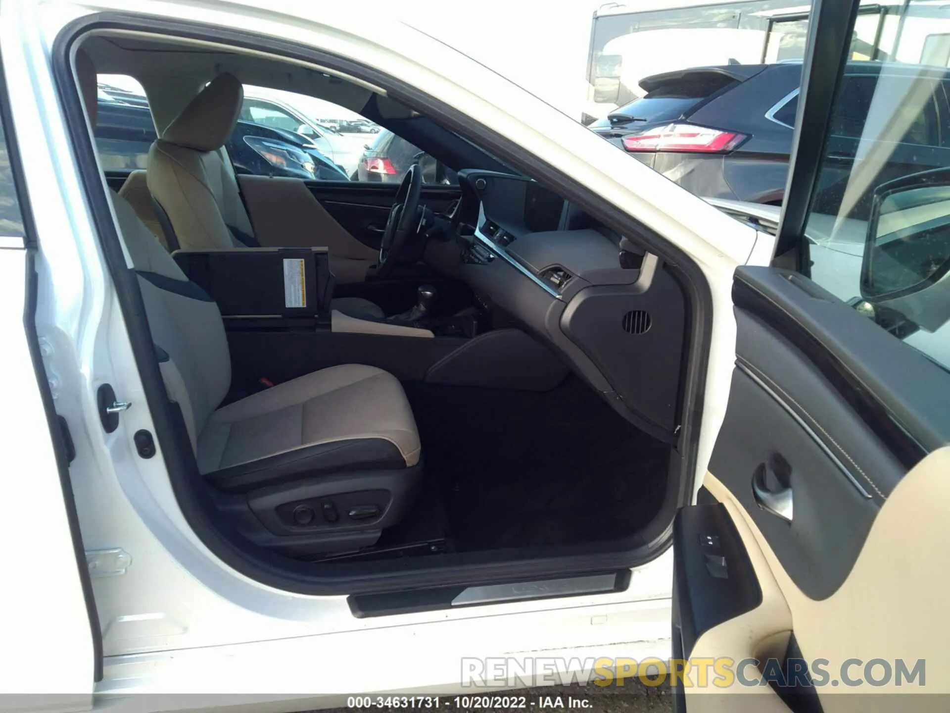 5 Фотография поврежденного автомобиля 58ADZ1B10LU066858 LEXUS ES 2020