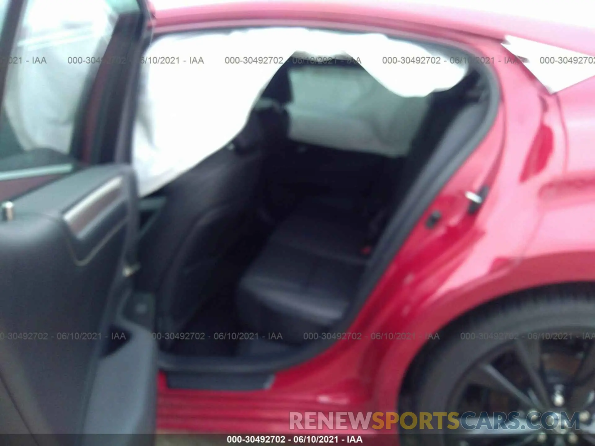 8 Photograph of a damaged car 58AGZ1B16LU081670 LEXUS ES 2020