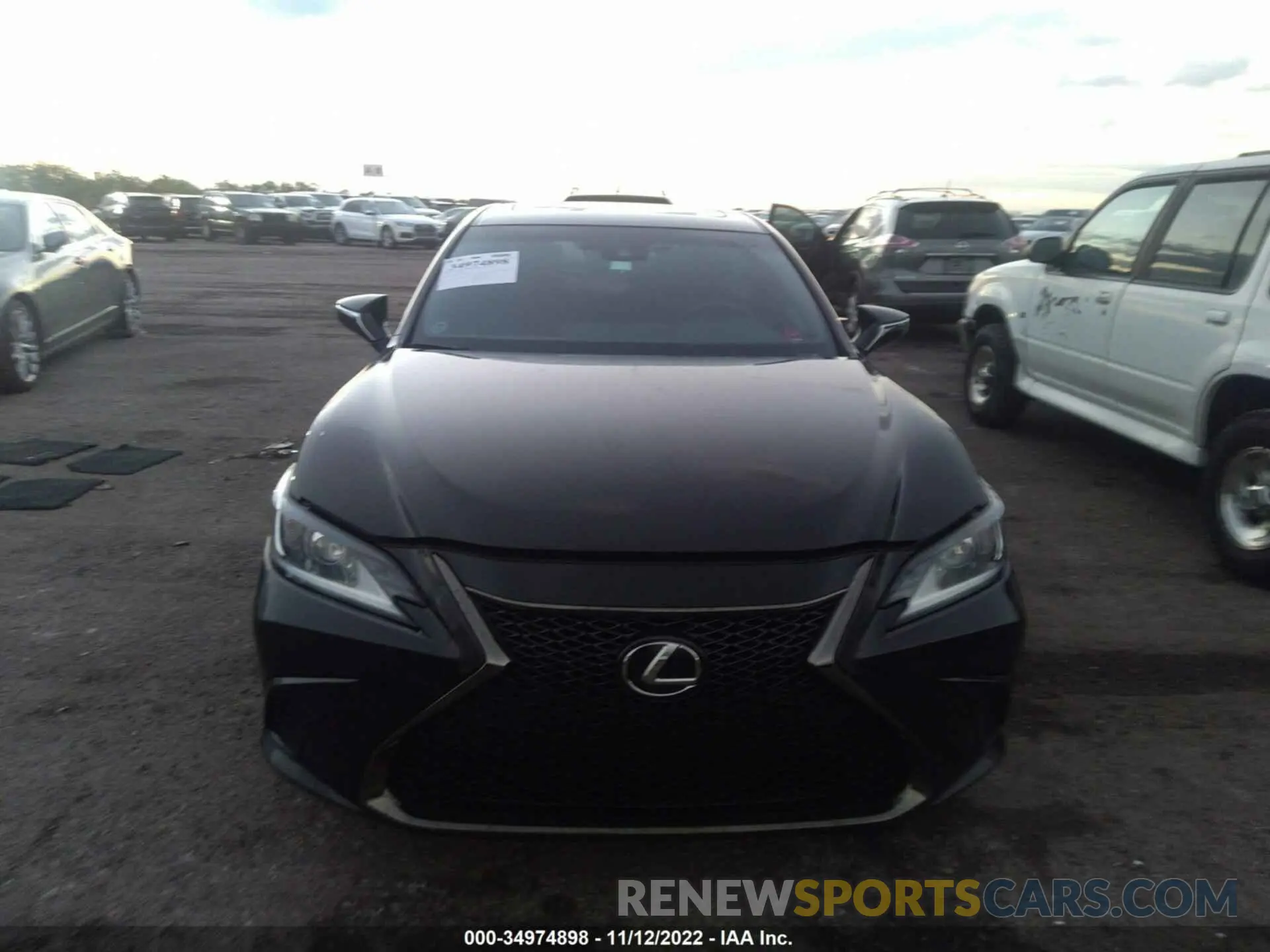 6 Фотография поврежденного автомобиля 58AGZ1B18LU066751 LEXUS ES 2020