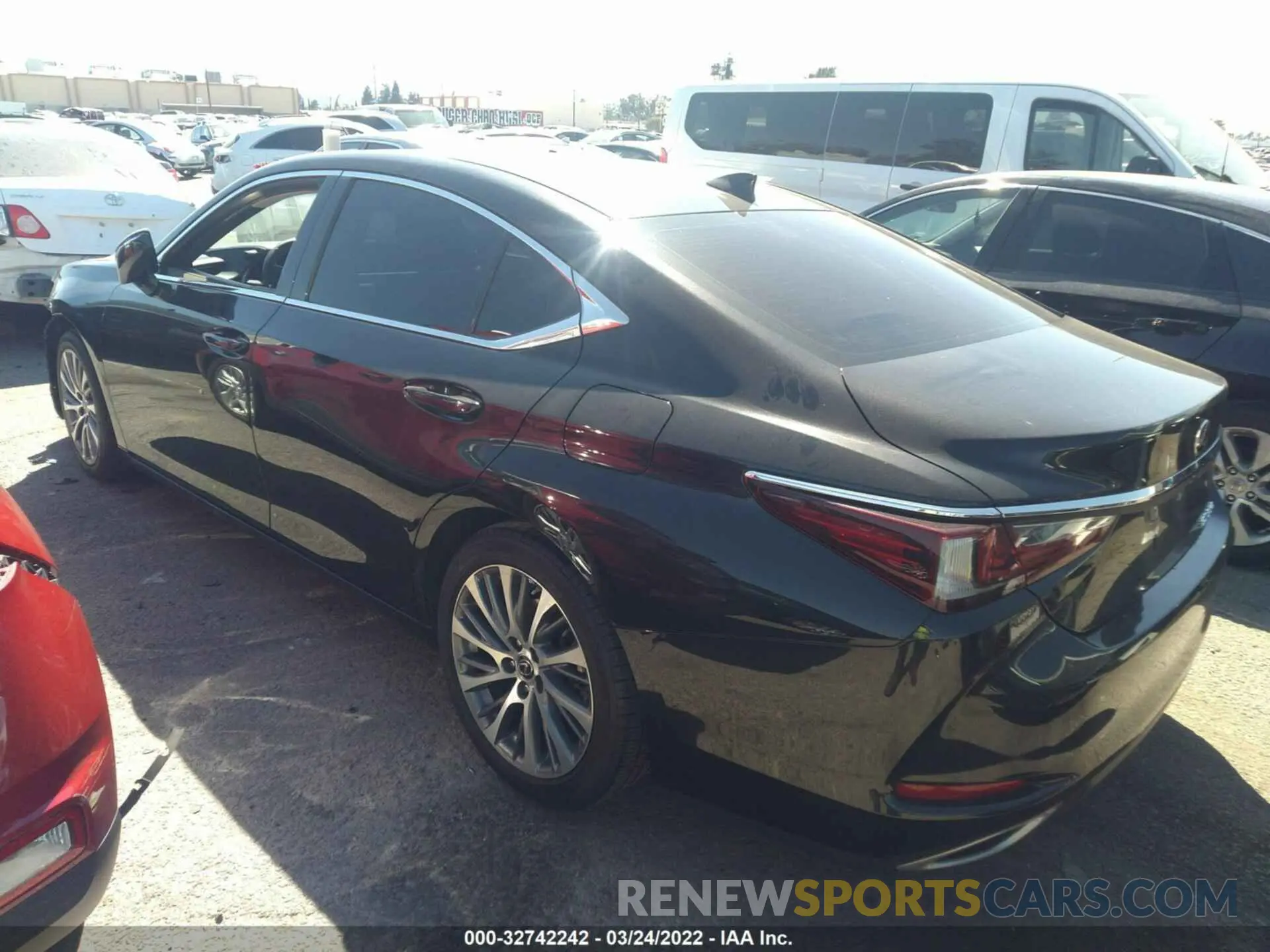 3 Фотография поврежденного автомобиля 58ADZ1B15MU097556 LEXUS ES 2021