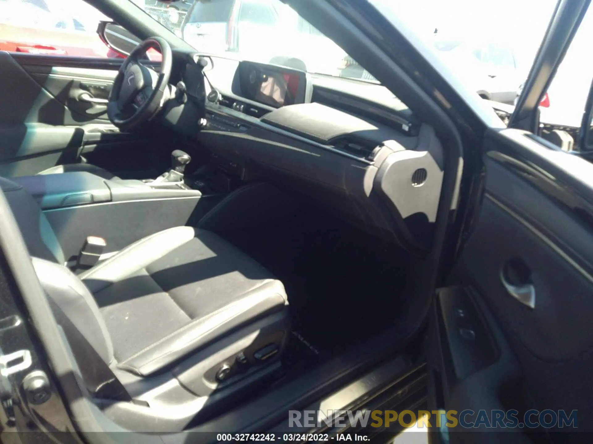 5 Фотография поврежденного автомобиля 58ADZ1B15MU097556 LEXUS ES 2021