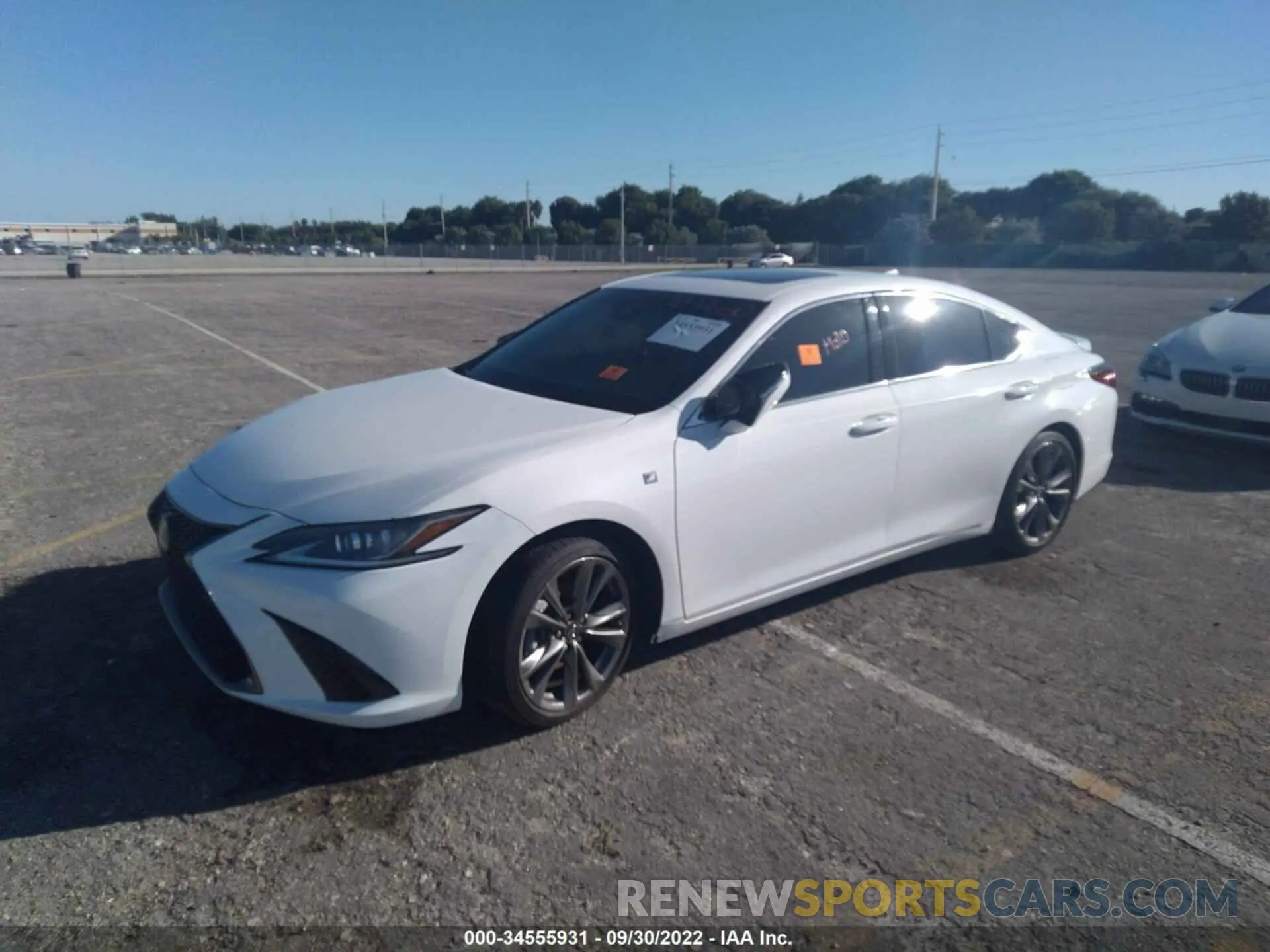 2 Фотография поврежденного автомобиля 58AGZ1B1XMU083343 LEXUS ES 2021