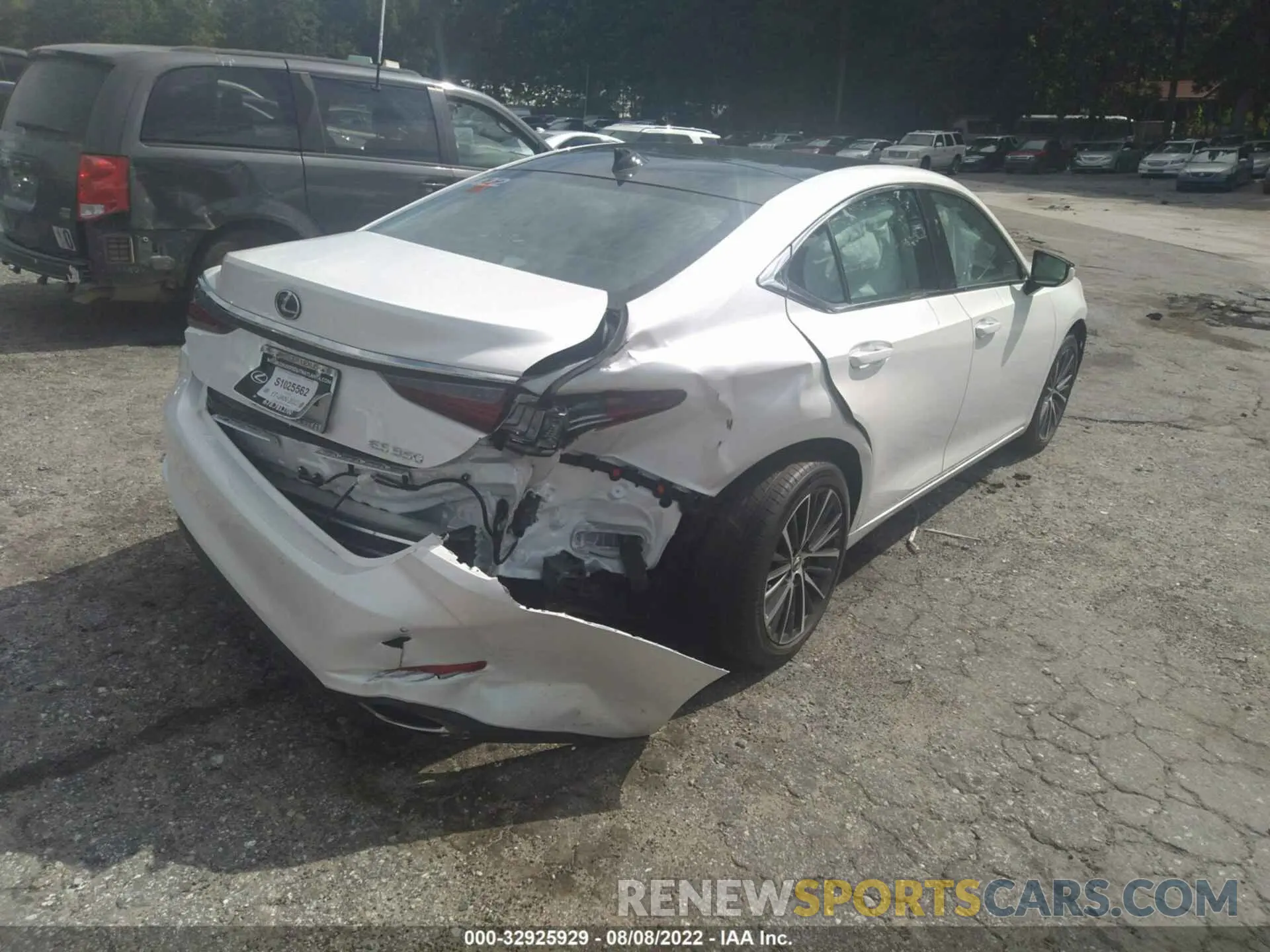 4 Фотография поврежденного автомобиля 58ADZ1B19NU116627 LEXUS ES 2022