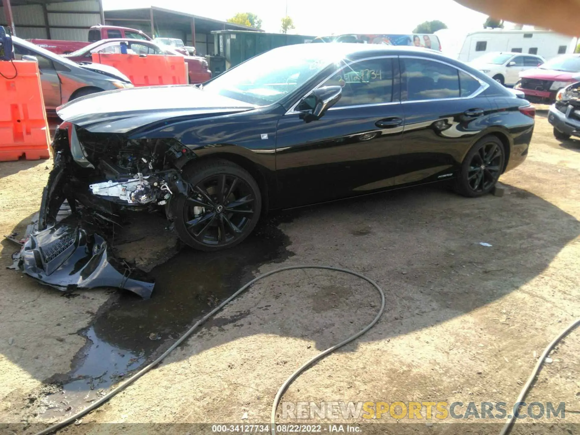 2 Фотография поврежденного автомобиля 58AGA1C1XNU023652 LEXUS ES 2022