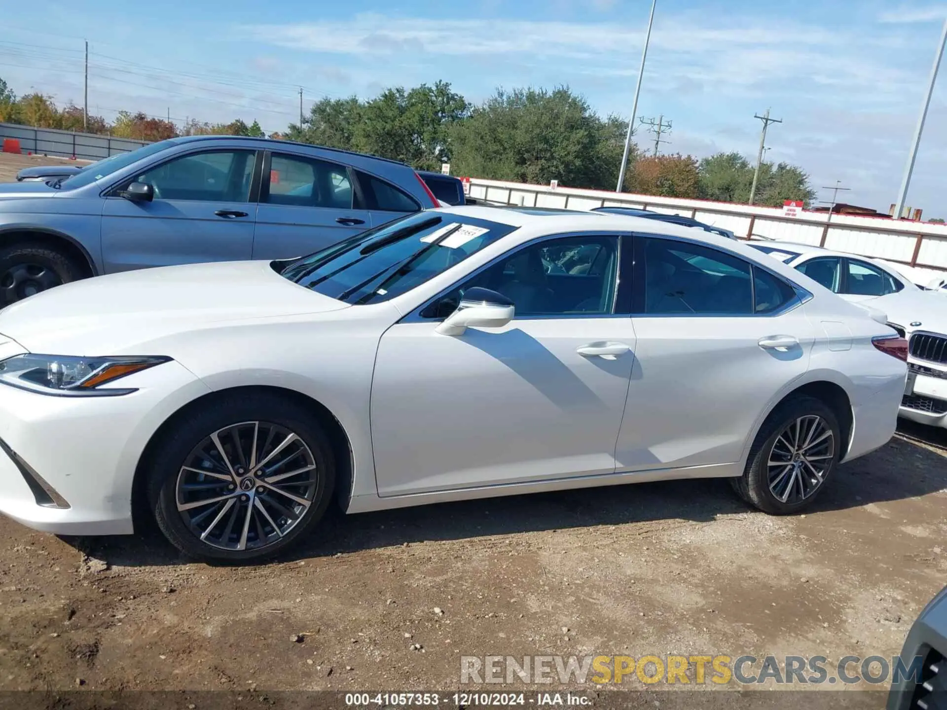 14 Фотография поврежденного автомобиля 58AD11D1XPU010775 LEXUS ES 2023