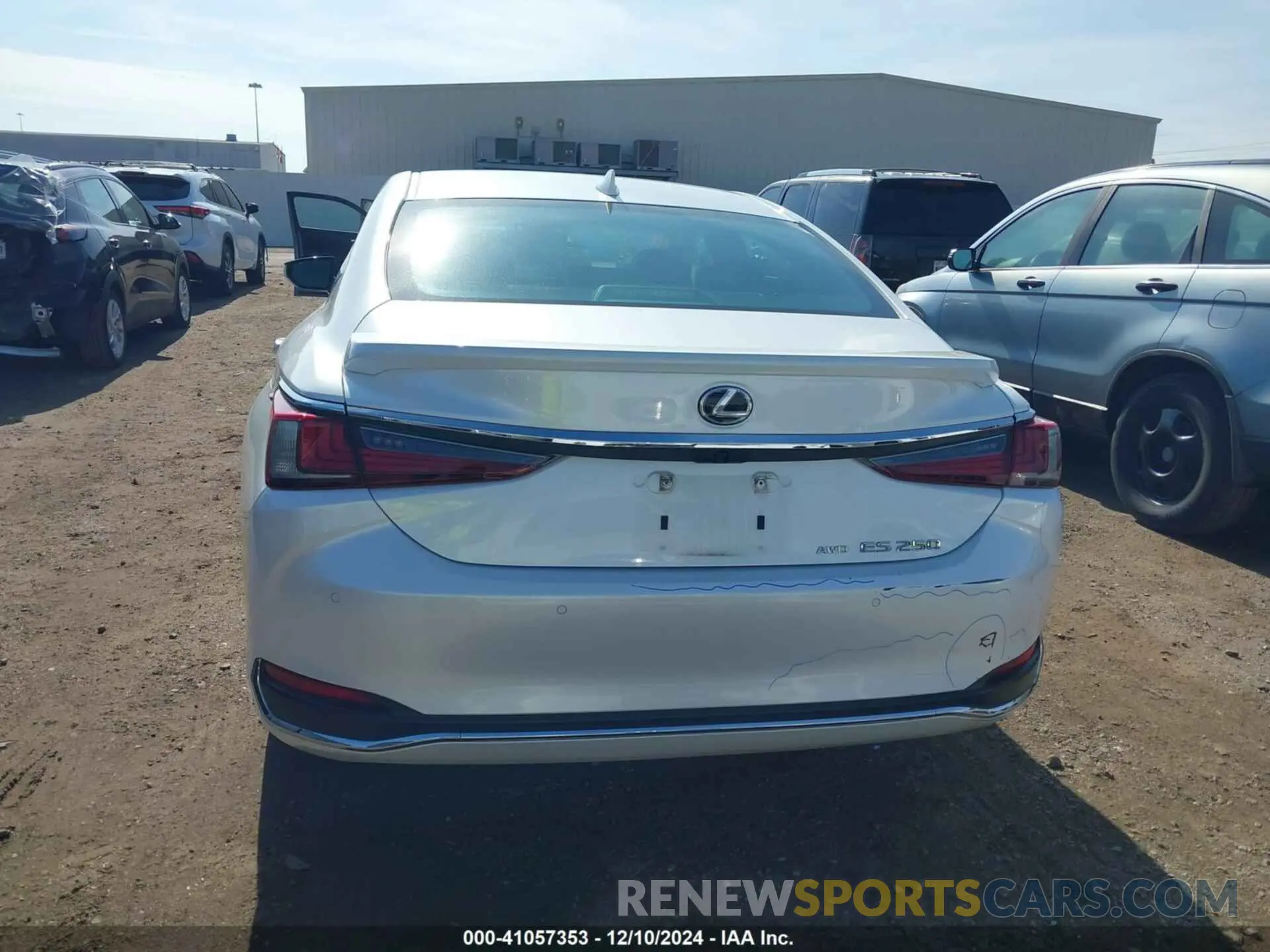 16 Фотография поврежденного автомобиля 58AD11D1XPU010775 LEXUS ES 2023
