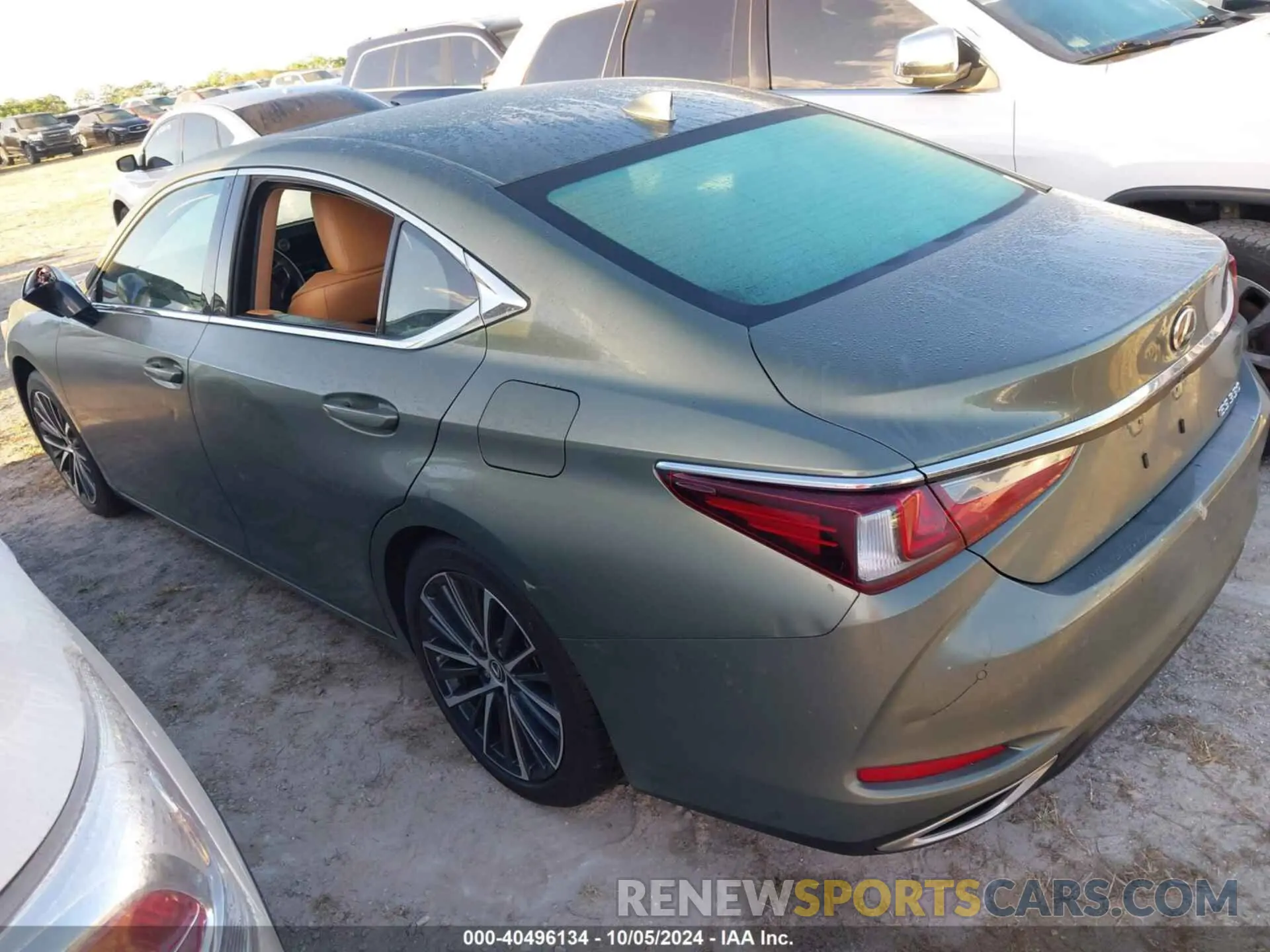 3 Фотография поврежденного автомобиля 58ADZ1B17RU180879 LEXUS ES 2024