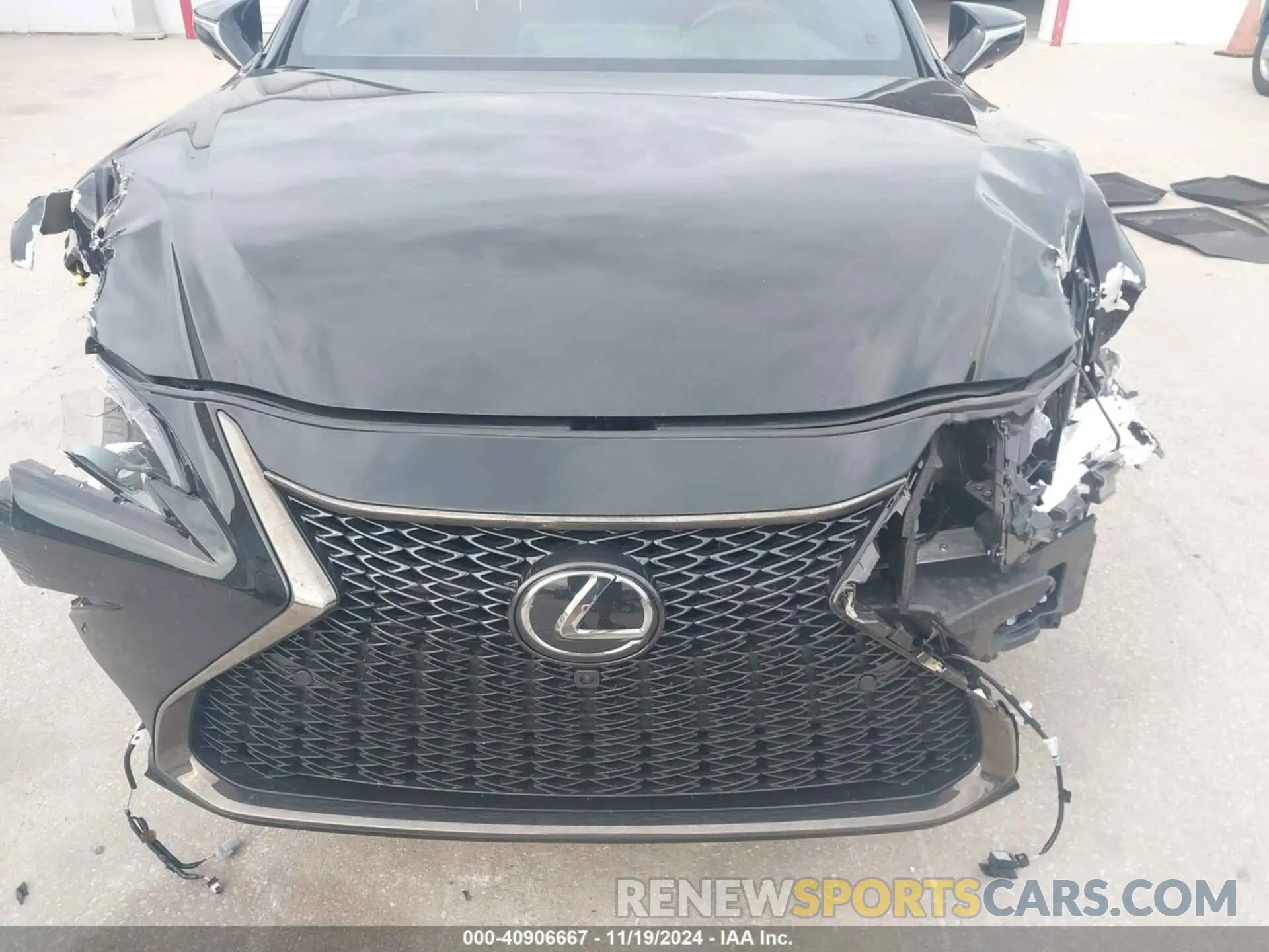 12 Photograph of a damaged car 58AJZ1B19RU167067 LEXUS ES 2024
