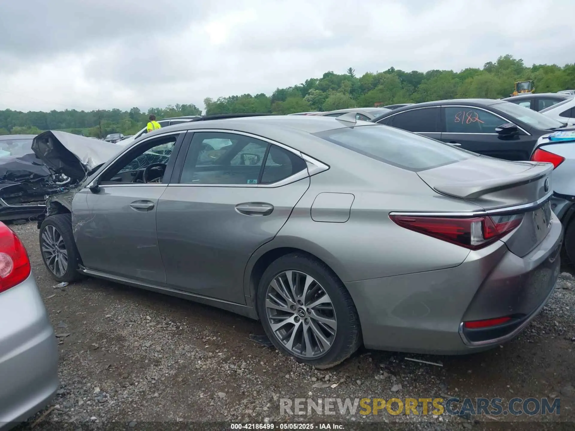 13 Фотография поврежденного автомобиля 58AD11D11MU002155 LEXUS ES 250 2021