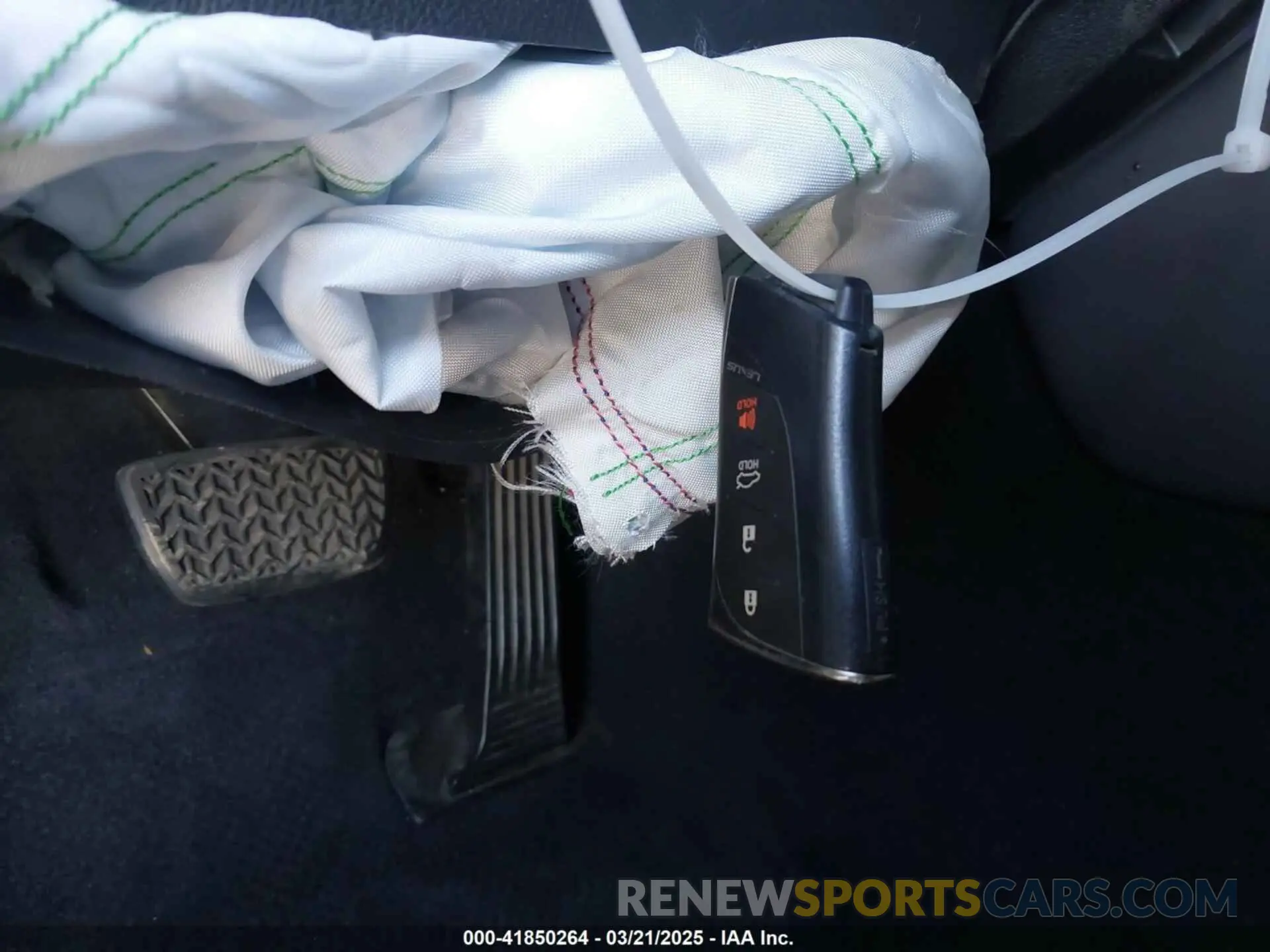 11 Photograph of a damaged car 58AD11D16MU002636 LEXUS ES 250 2021