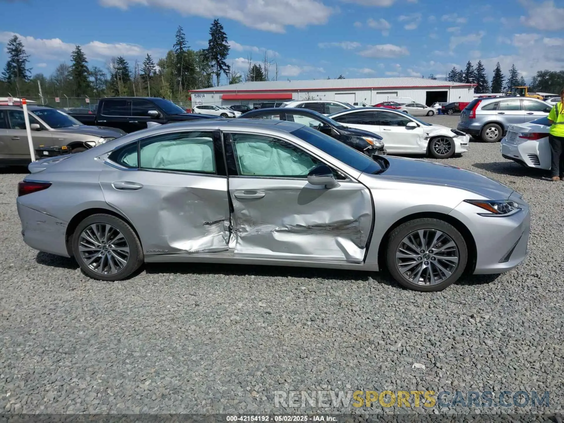 13 Фотография поврежденного автомобиля 58AB21B15KU001482 LEXUS ES 300H 2019