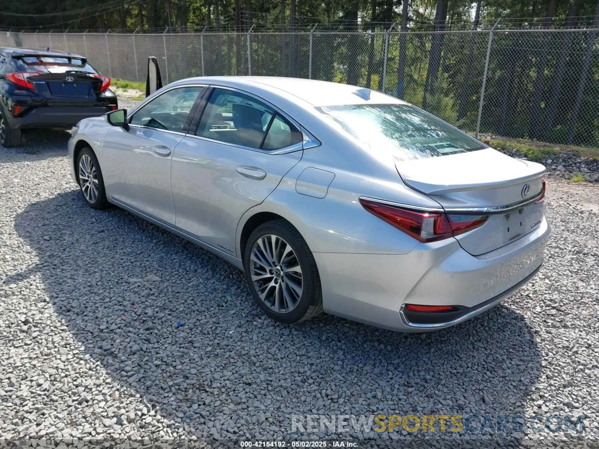 3 Фотография поврежденного автомобиля 58AB21B15KU001482 LEXUS ES 300H 2019