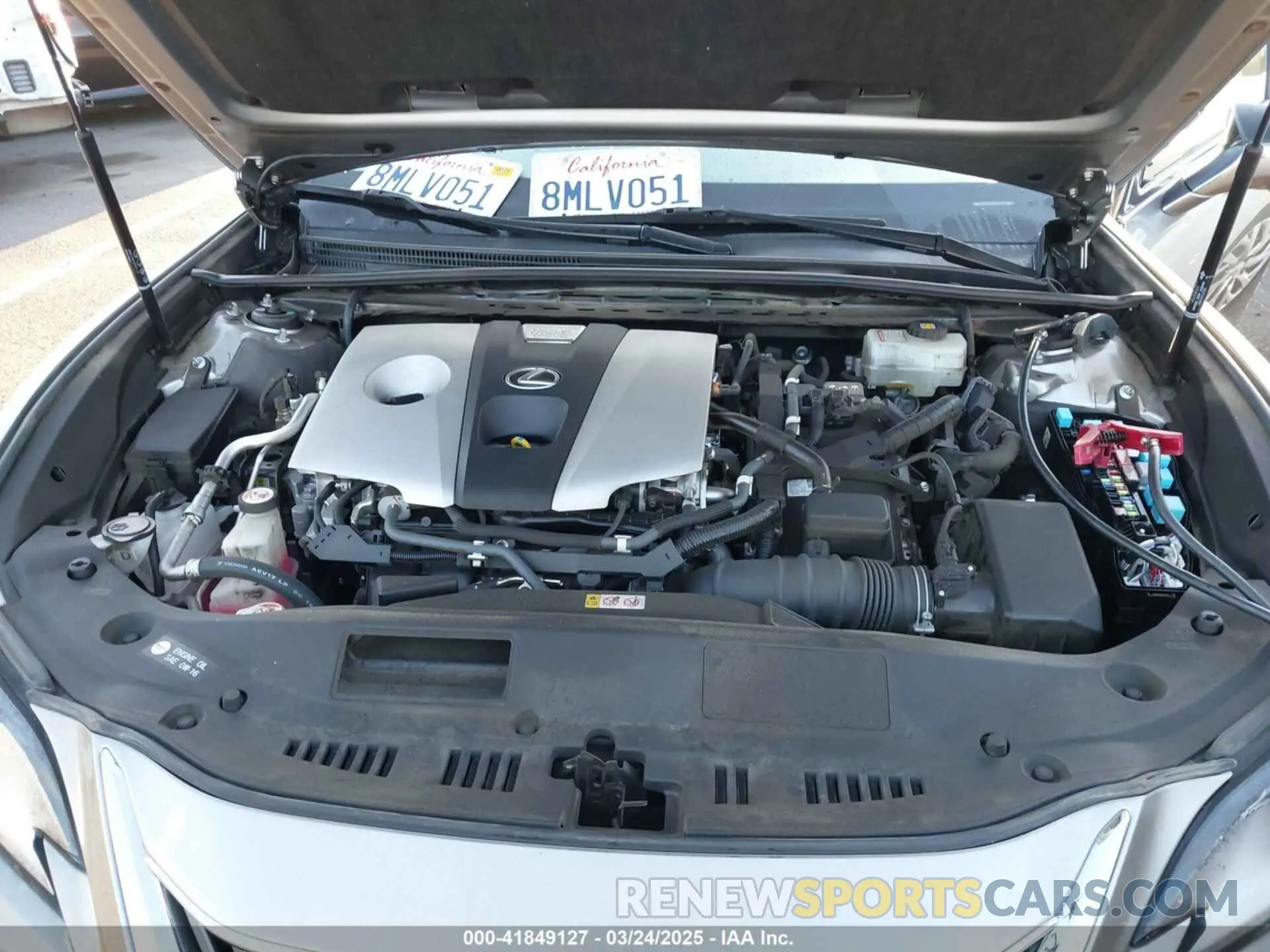 10 Photograph of a damaged car JTHB21B10K2043757 LEXUS ES 300H 2019