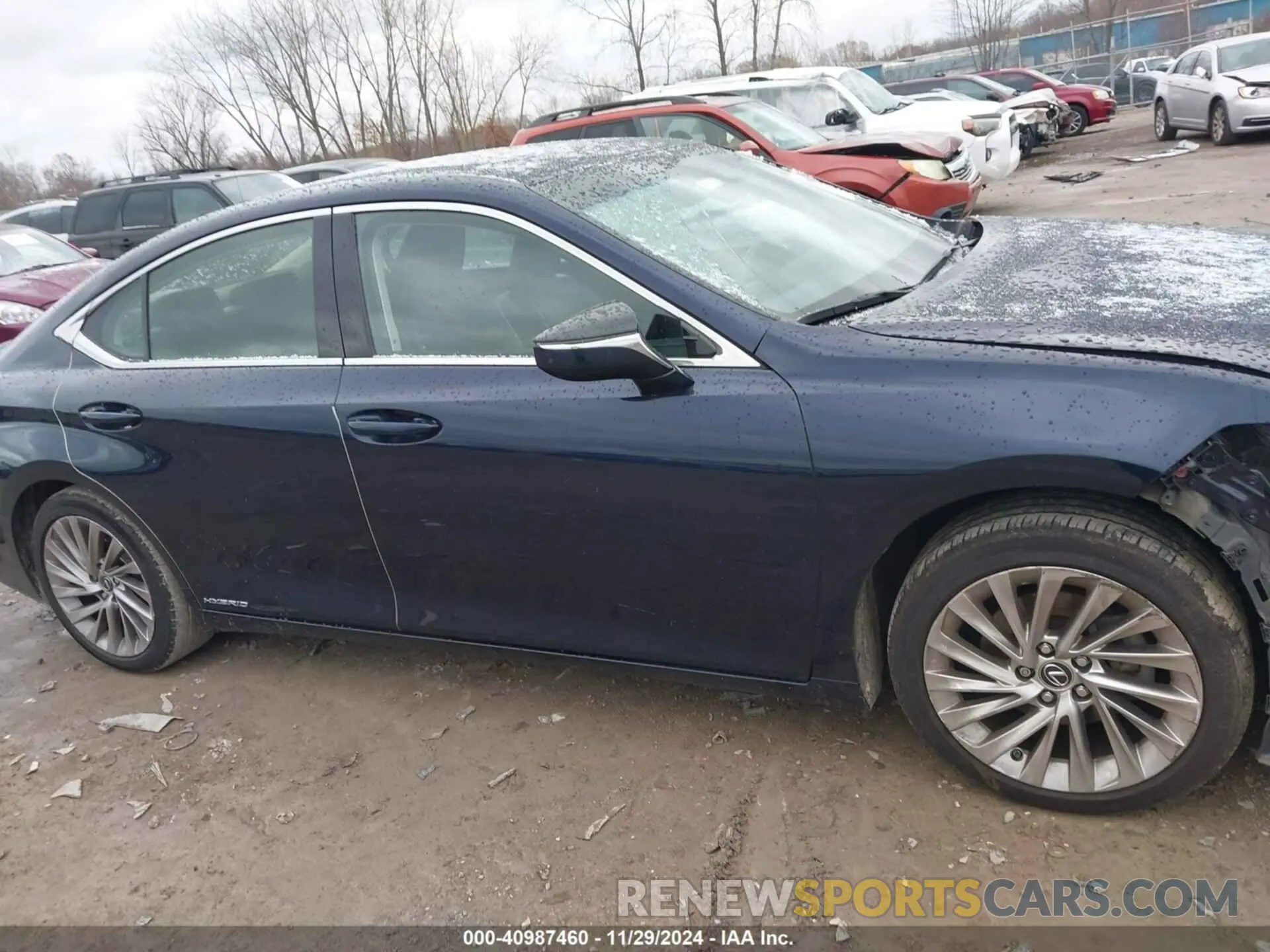 13 Фотография поврежденного автомобиля JTHB21B11K2003557 LEXUS ES 300H 2019