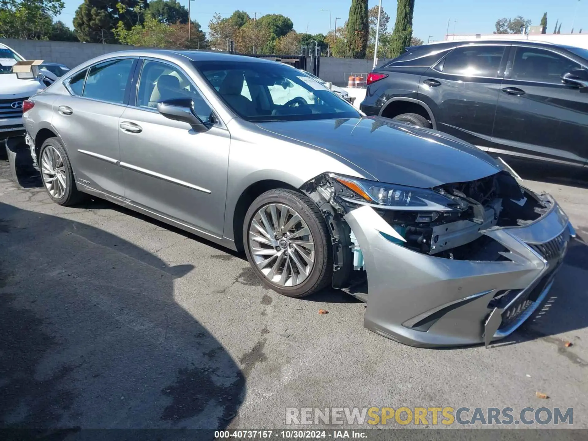 1 Photograph of a damaged car JTHB21B18K2022820 LEXUS ES 300H 2019