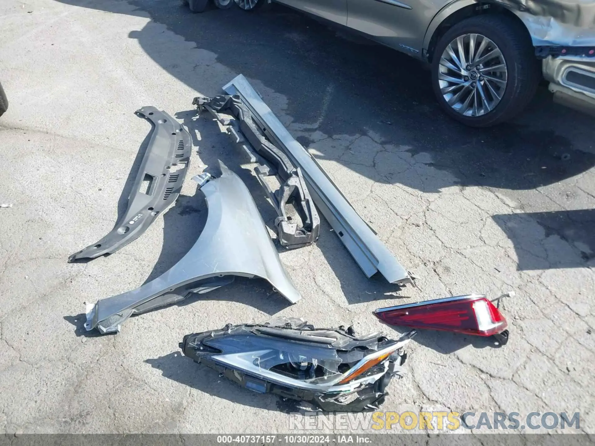 12 Photograph of a damaged car JTHB21B18K2022820 LEXUS ES 300H 2019