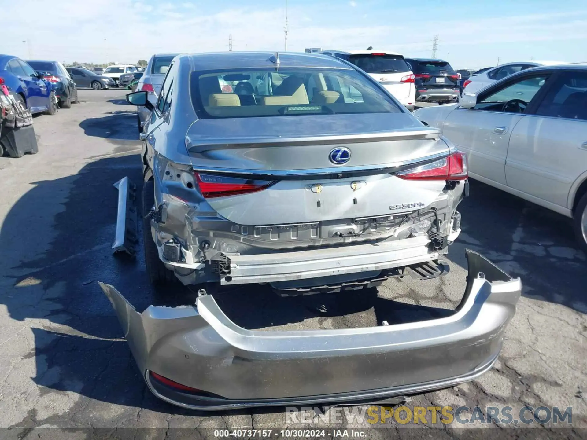 17 Photograph of a damaged car JTHB21B18K2022820 LEXUS ES 300H 2019