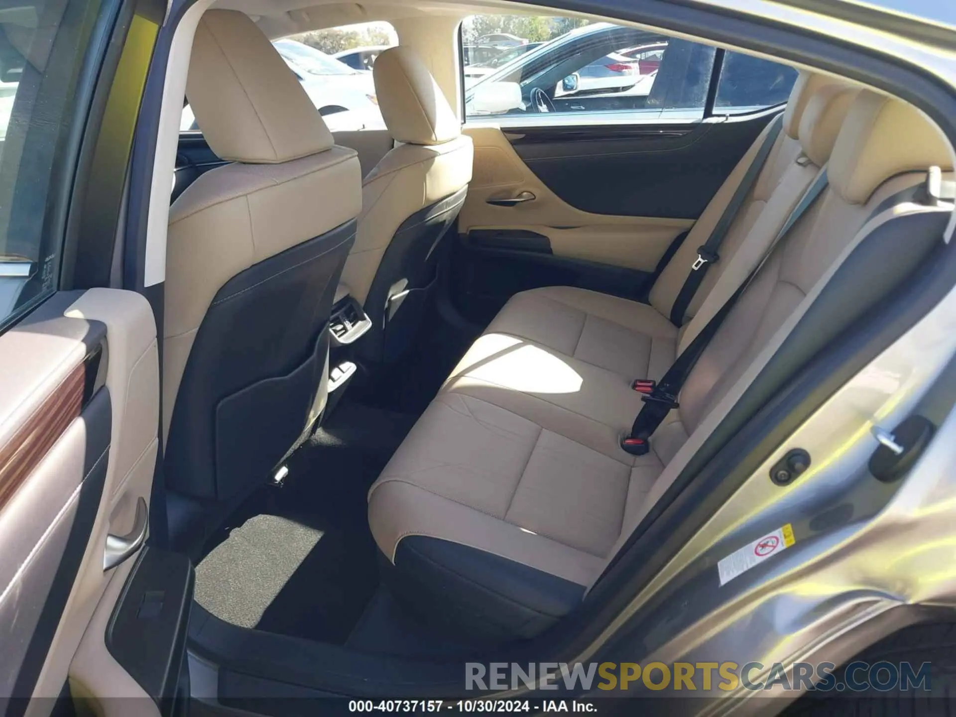 8 Photograph of a damaged car JTHB21B18K2022820 LEXUS ES 300H 2019
