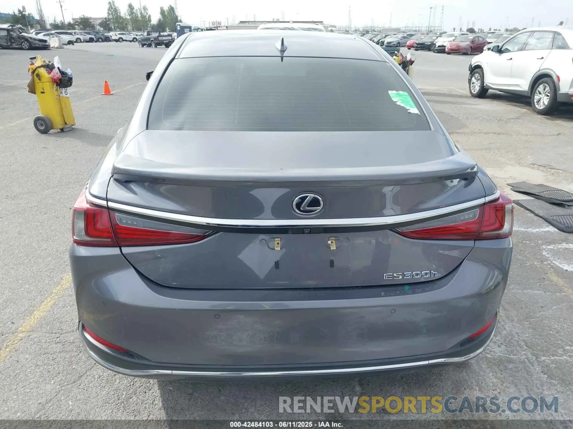 16 Фотография поврежденного автомобиля JTHB21B19K2022809 LEXUS ES 300H 2019