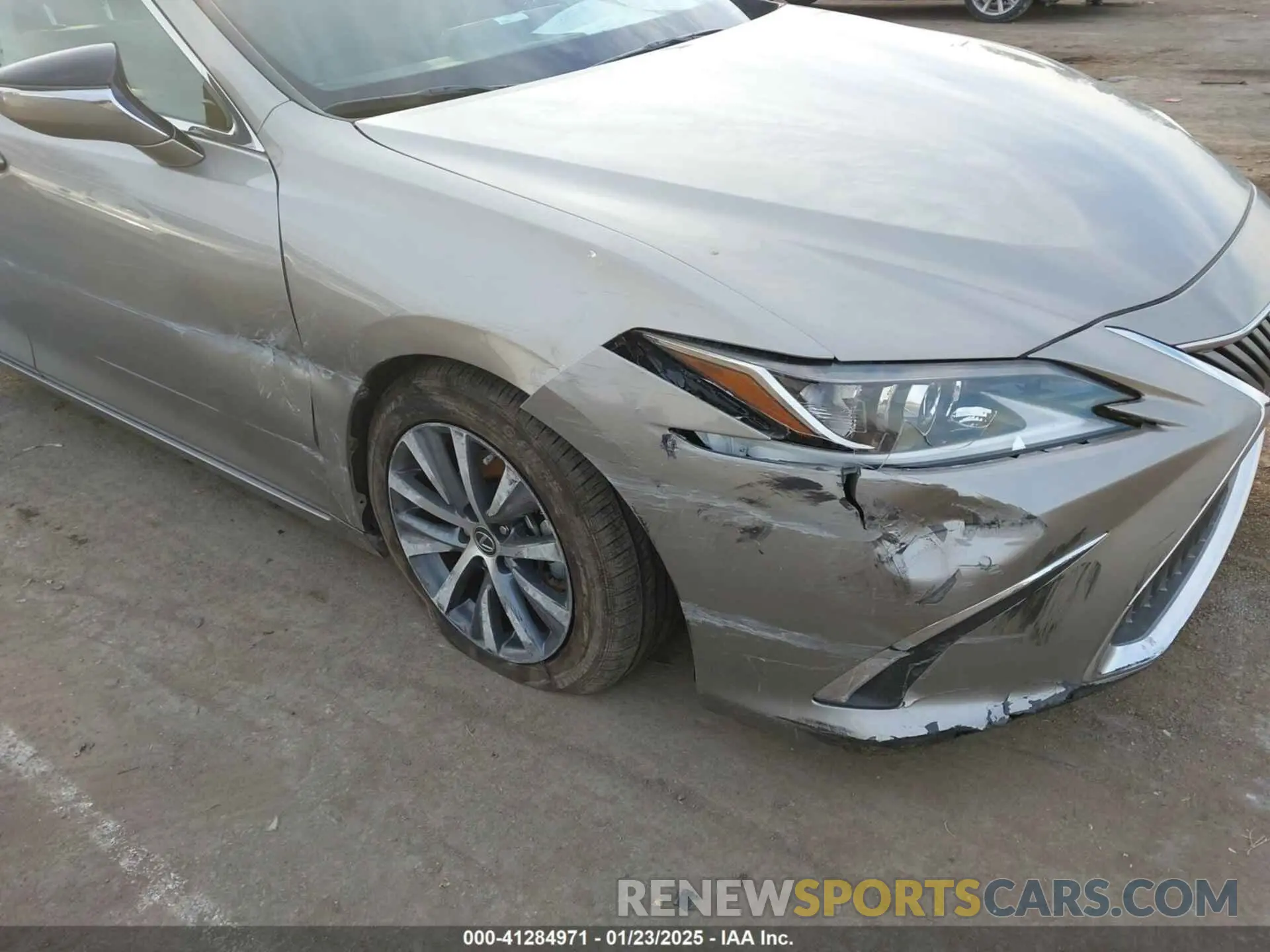 6 Photograph of a damaged car 58AD21B11LU005264 LEXUS ES 300H 2020