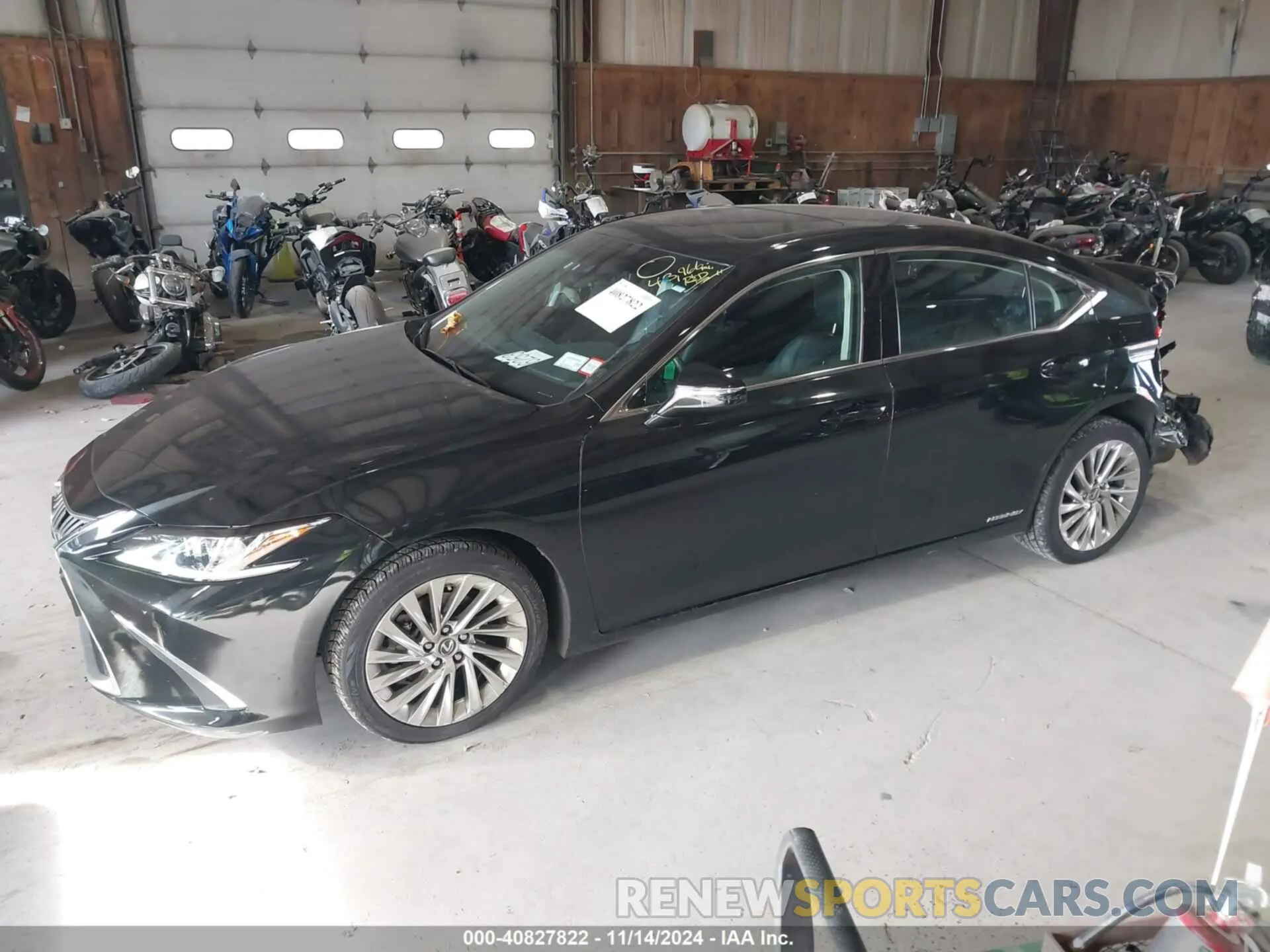 2 Фотография поврежденного автомобиля 58AE21B16LU005362 LEXUS ES 300H 2020