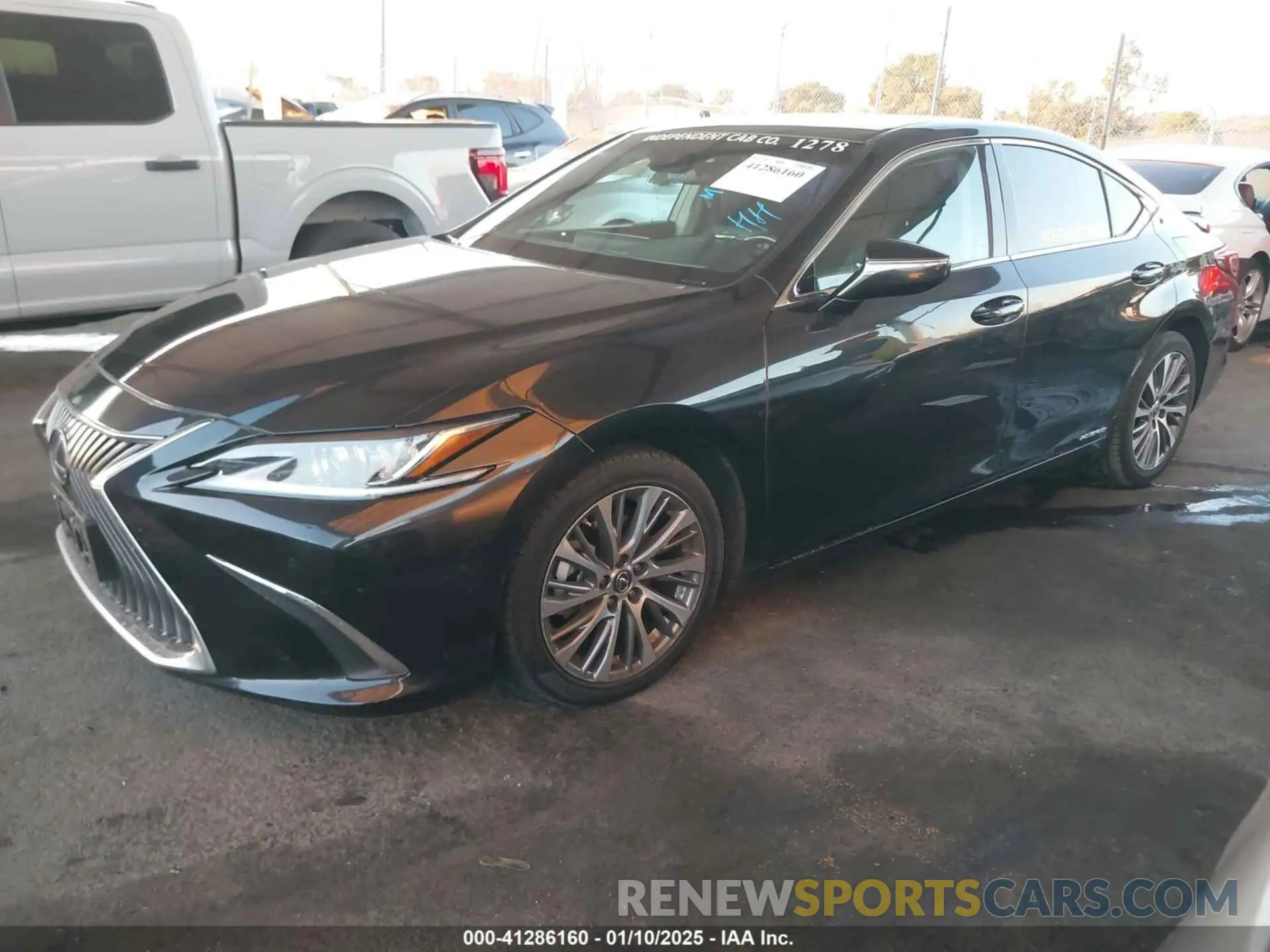 2 Photograph of a damaged car 58ADA1C13MU005334 LEXUS ES 300H 2021