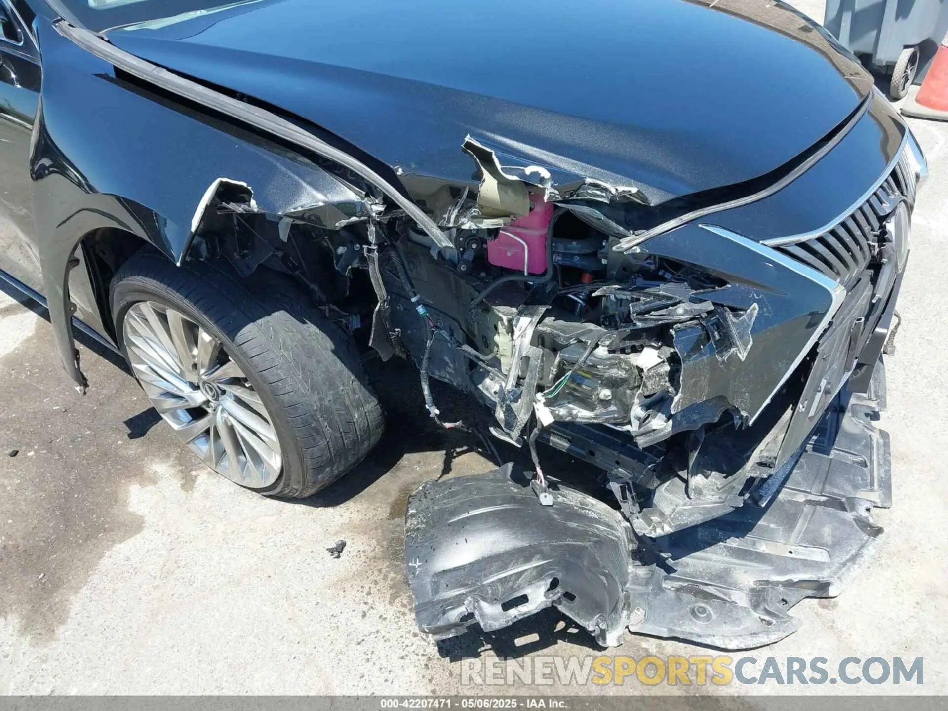 6 Photograph of a damaged car 58AEA1C11MU012609 LEXUS ES 300H 2021