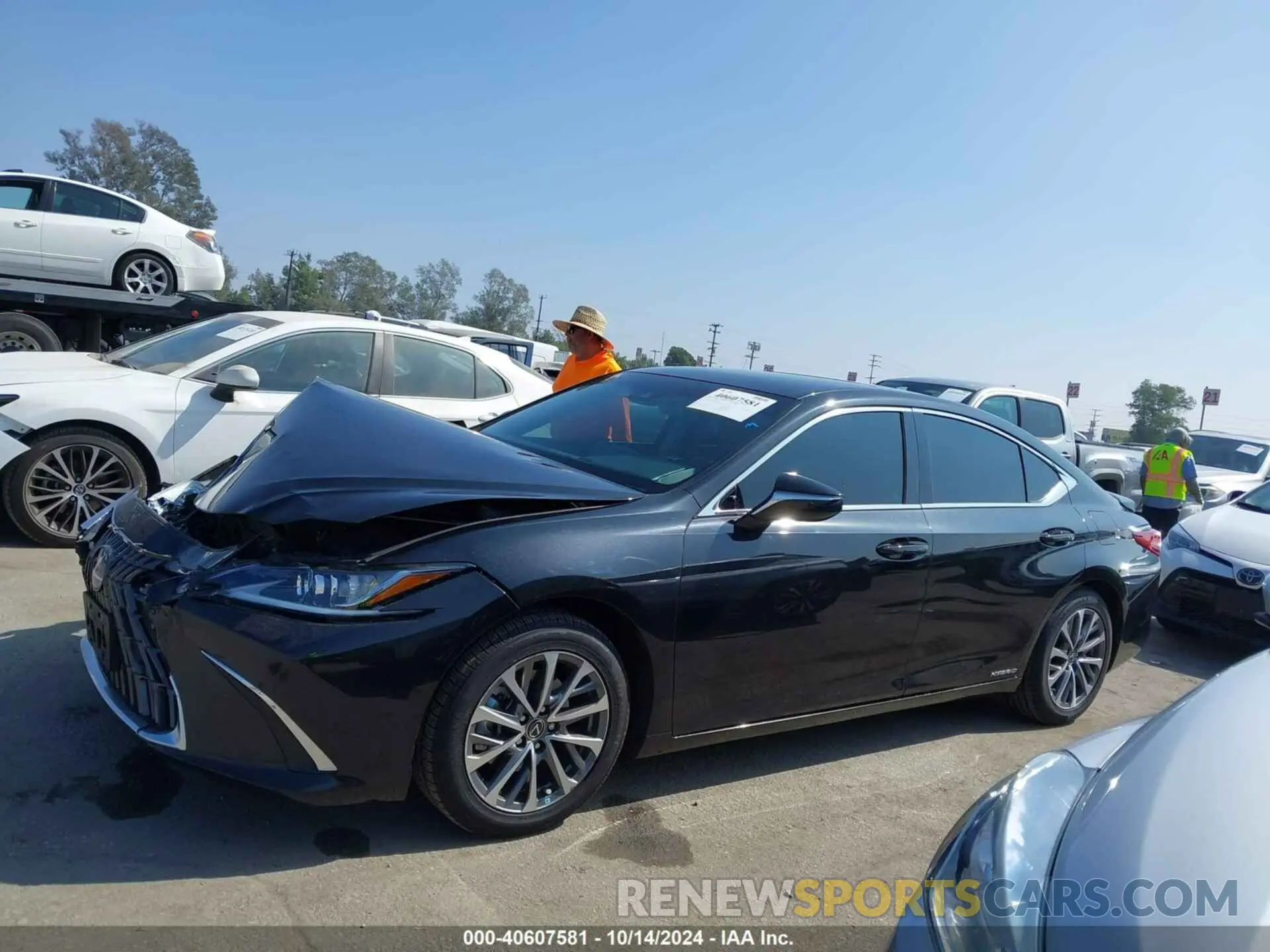 14 Фотография поврежденного автомобиля 58ACA1C14NU017523 LEXUS ES 300H 2022