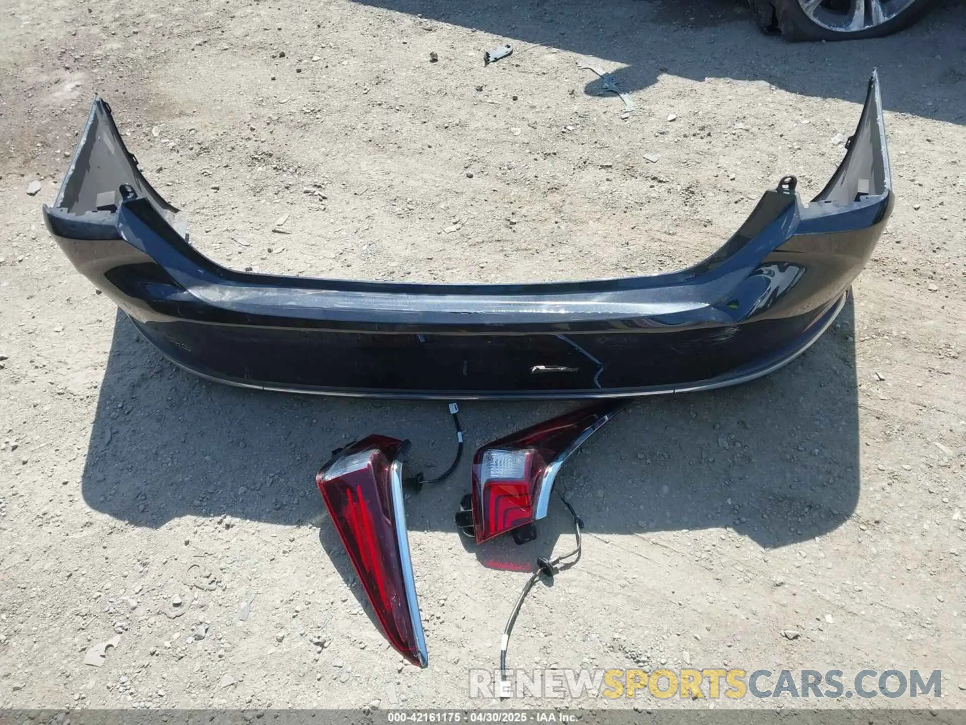 12 Фотография поврежденного автомобиля 58ADA1C13NU013399 LEXUS ES 300H 2022