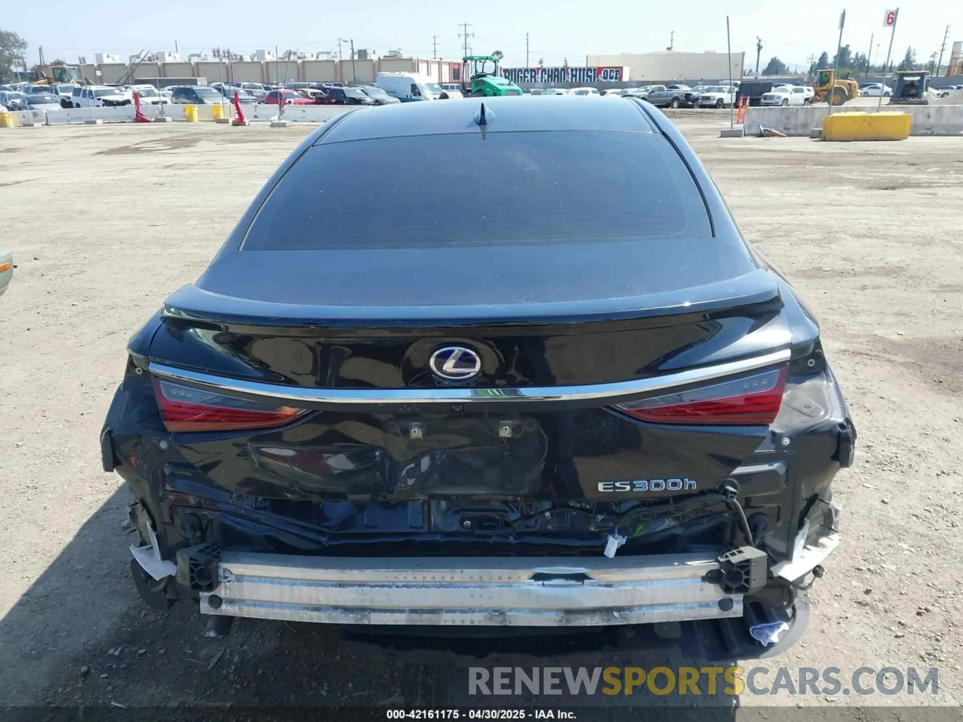 17 Фотография поврежденного автомобиля 58ADA1C13NU013399 LEXUS ES 300H 2022