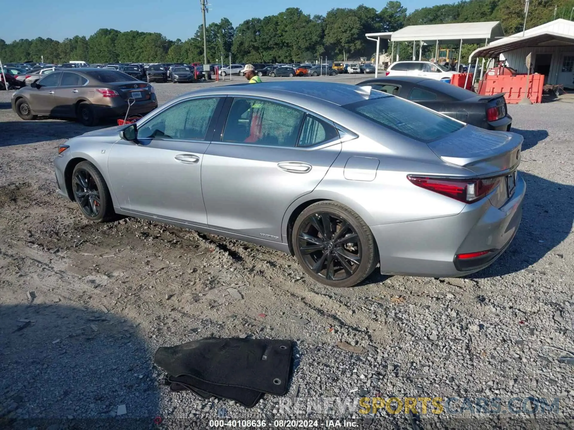 3 Photograph of a damaged car 58AGA1C15NU013675 LEXUS ES 300H 2022