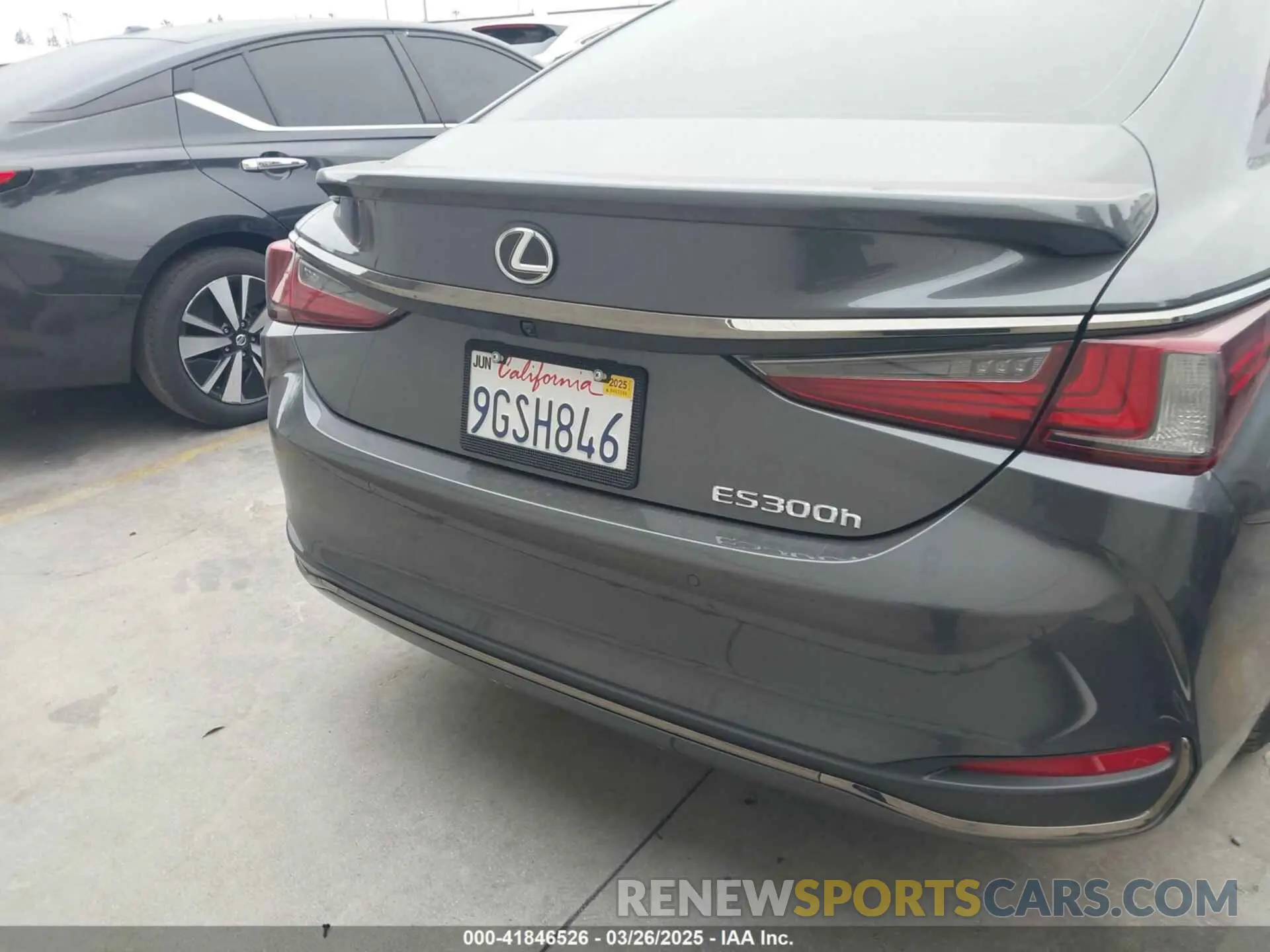 17 Photograph of a damaged car 58ABA1C14PU035518 LEXUS ES 300H 2023
