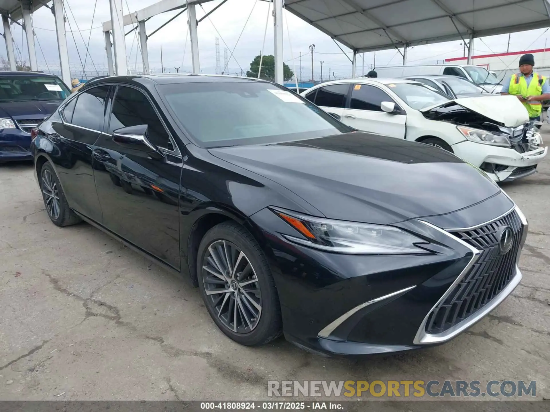 1 Photograph of a damaged car 58ADA1C10PU035654 LEXUS ES 300H 2023