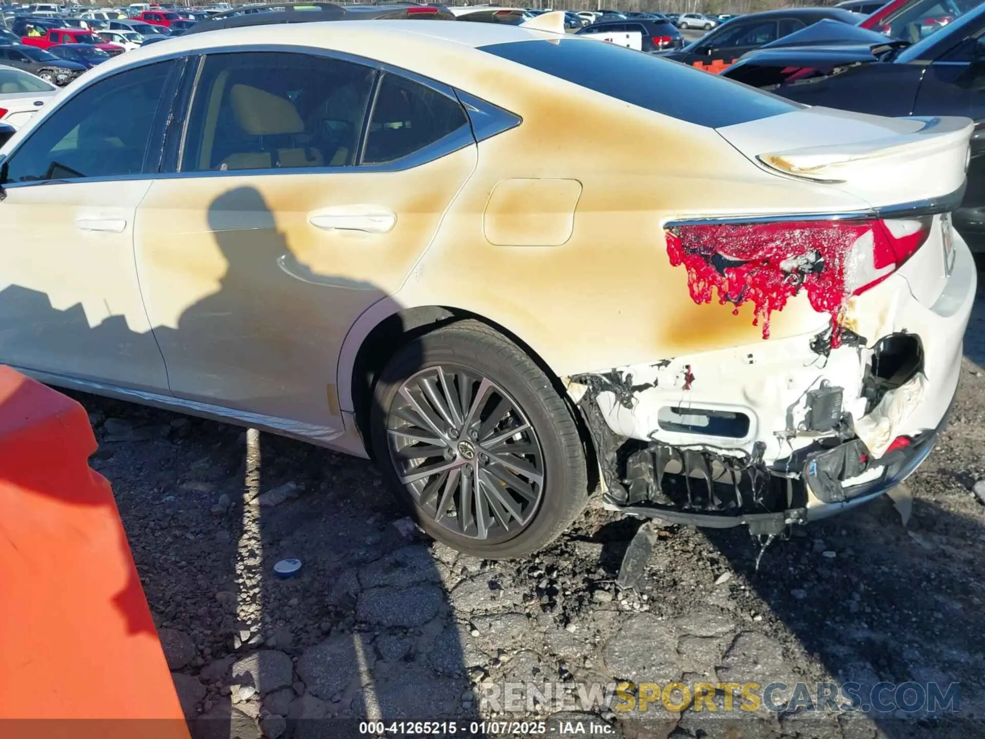 6 Фотография поврежденного автомобиля 58ADA1C13PU028259 LEXUS ES 300H 2023