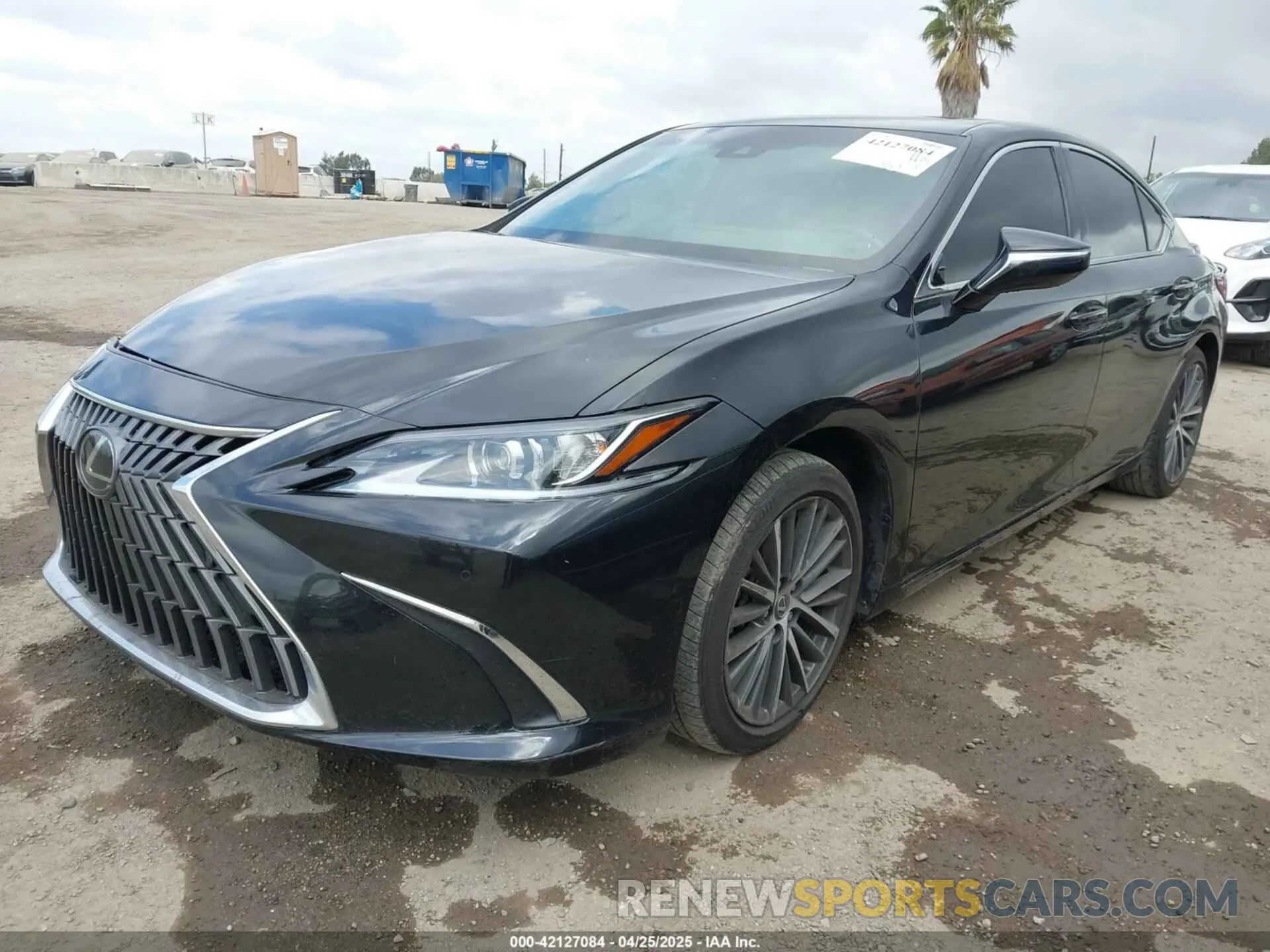 2 Фотография поврежденного автомобиля 58ADA1C19PU030176 LEXUS ES 300H 2023