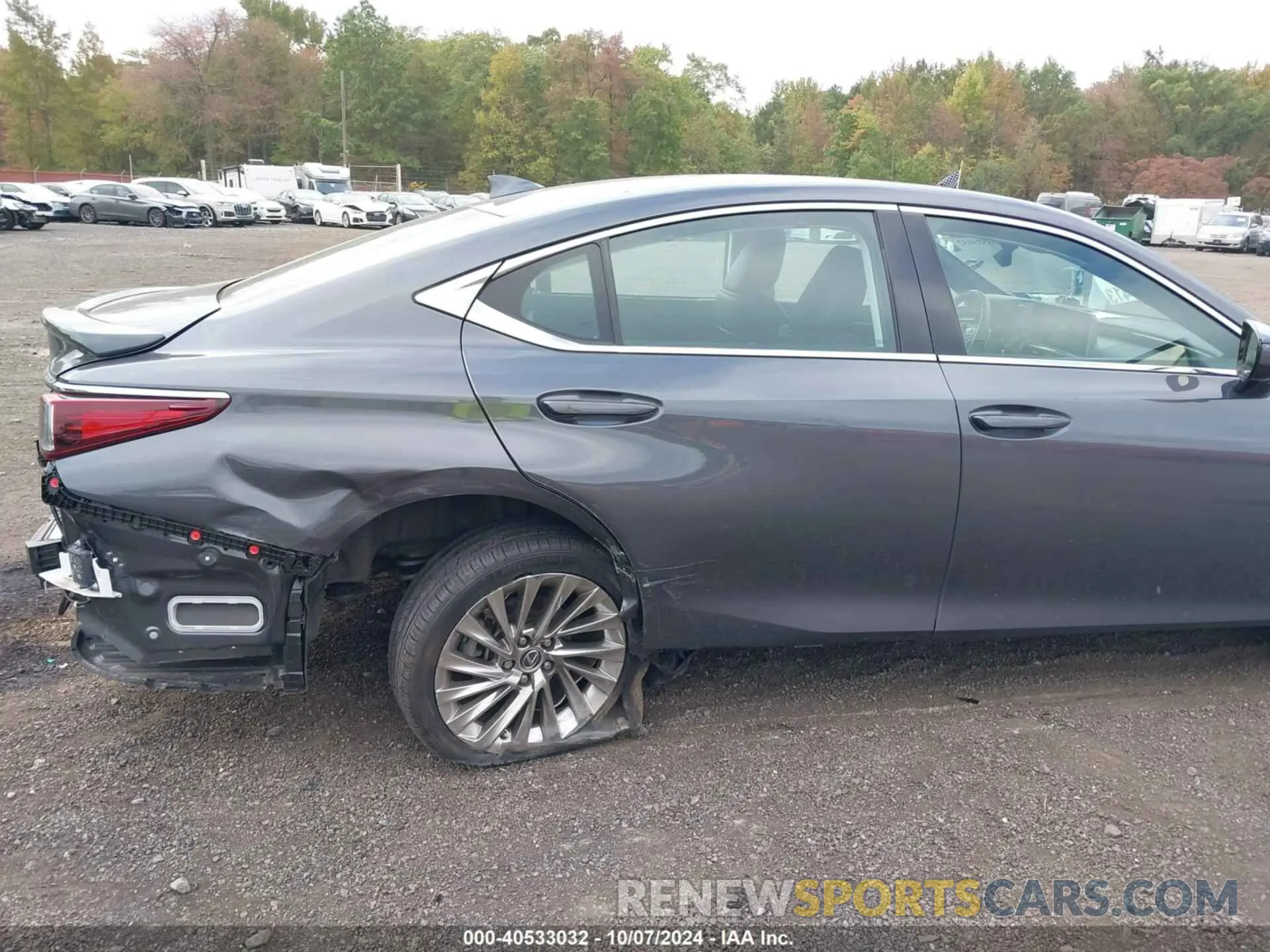 18 Photograph of a damaged car 58AFA1C18PU031442 LEXUS ES 300H 2023