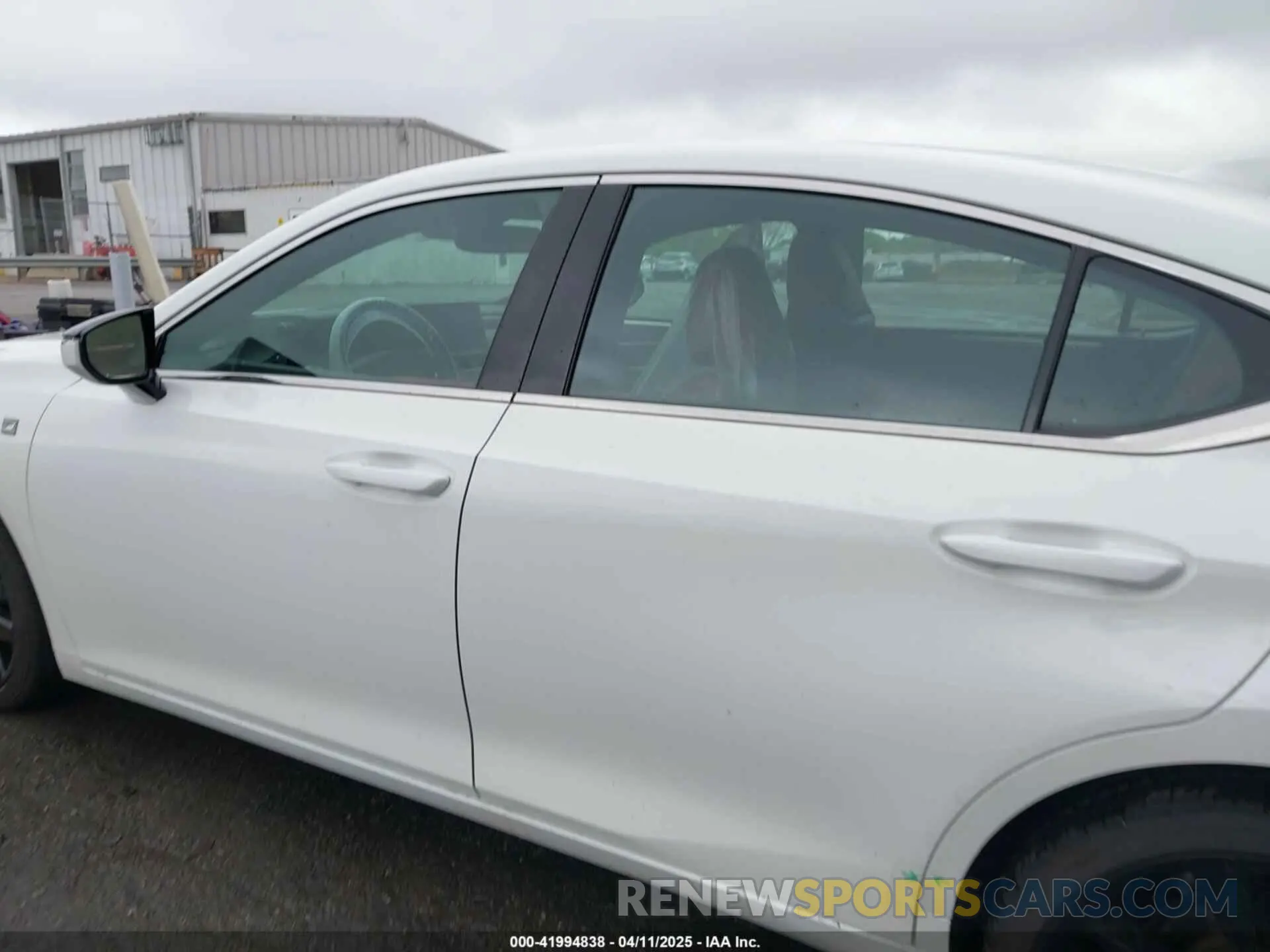 14 Фотография поврежденного автомобиля 58ABA1C13RU038476 LEXUS ES 300H 2024