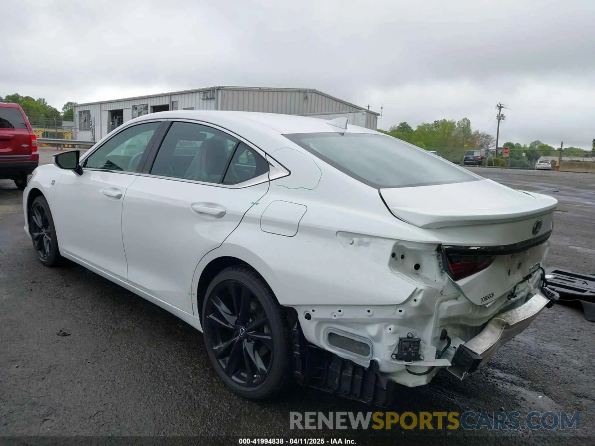 3 Фотография поврежденного автомобиля 58ABA1C13RU038476 LEXUS ES 300H 2024