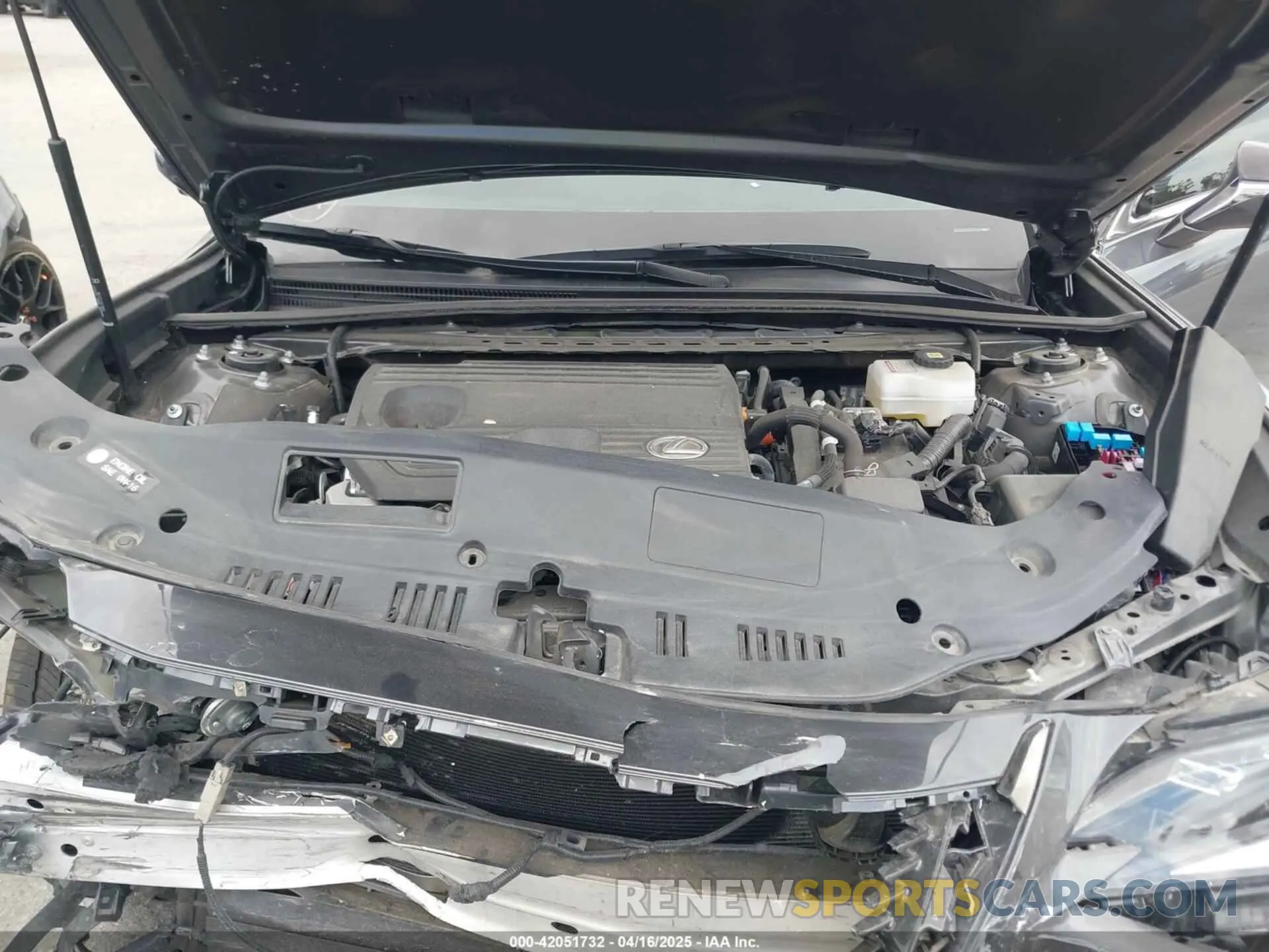 10 Фотография поврежденного автомобиля 58ABA1C18RU039512 LEXUS ES 300H 2024