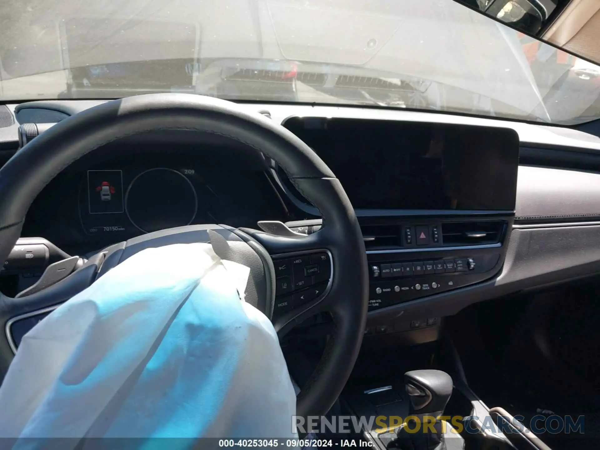 22 Фотография поврежденного автомобиля 58ADA1C11RU040977 LEXUS ES 300H 2024