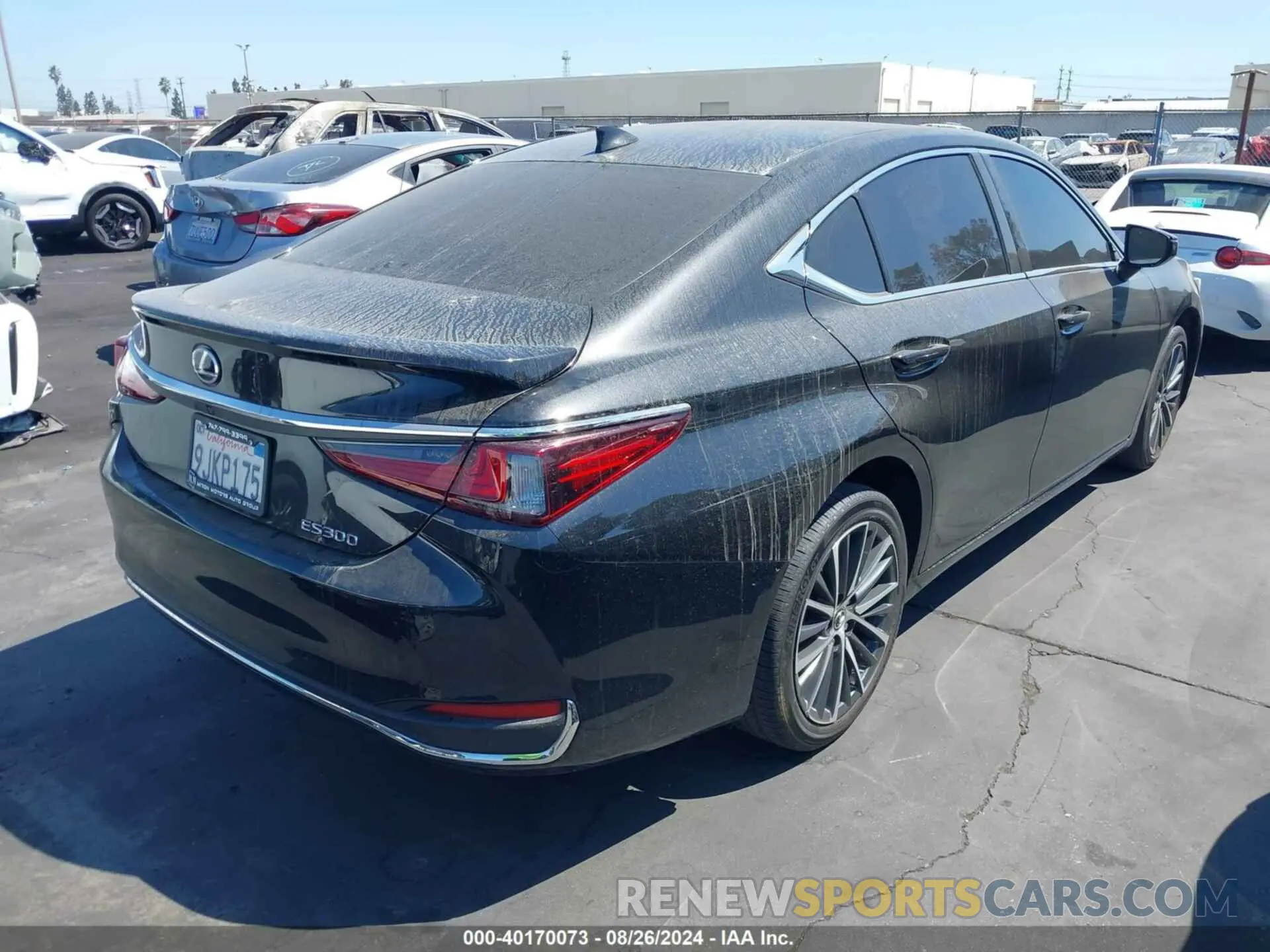 4 Фотография поврежденного автомобиля 58ADA1C12RU040034 LEXUS ES 300H 2024