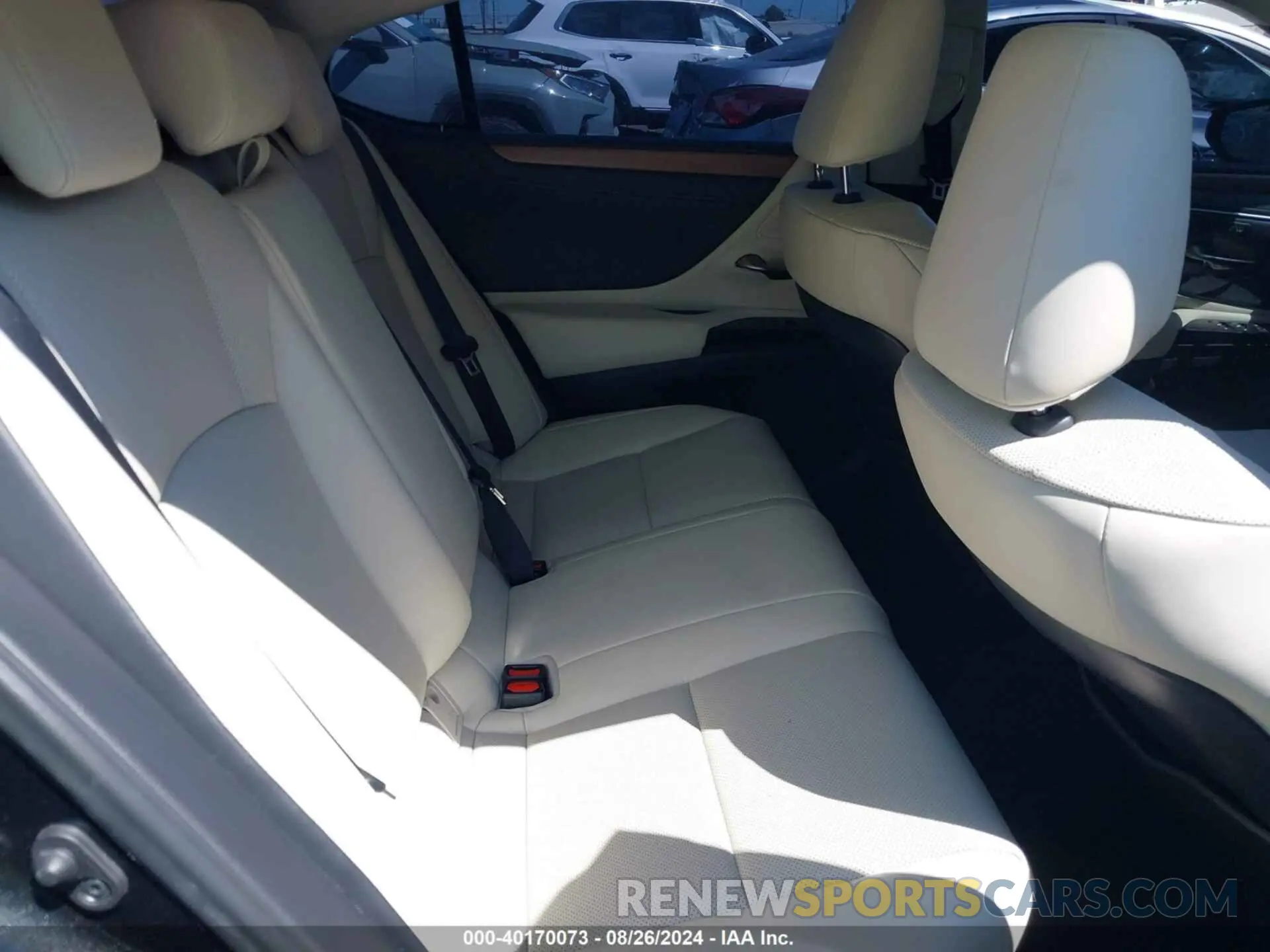 8 Фотография поврежденного автомобиля 58ADA1C12RU040034 LEXUS ES 300H 2024