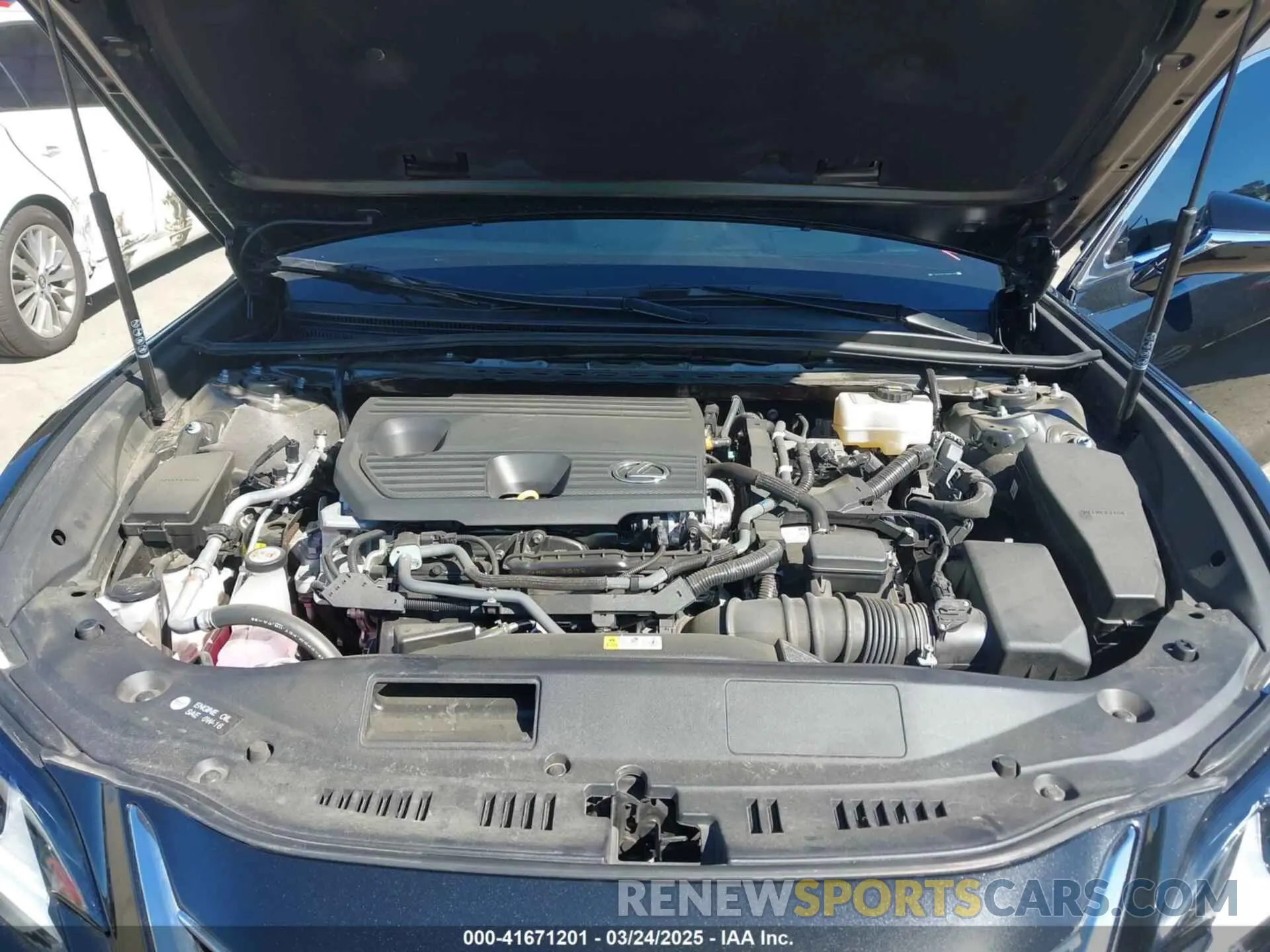 10 Фотография поврежденного автомобиля 58ADA1C15RU047172 LEXUS ES 300H 2024