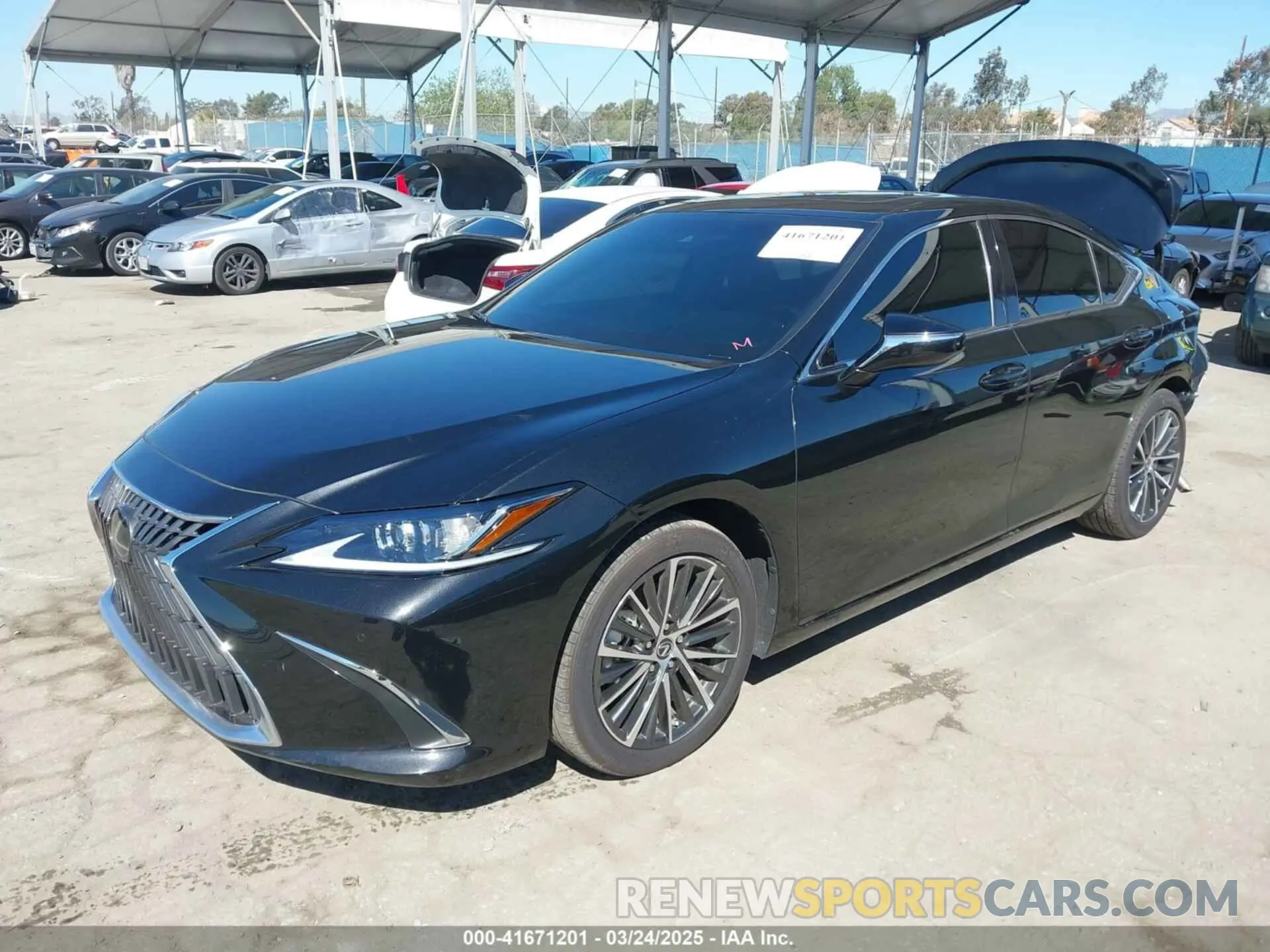 2 Фотография поврежденного автомобиля 58ADA1C15RU047172 LEXUS ES 300H 2024