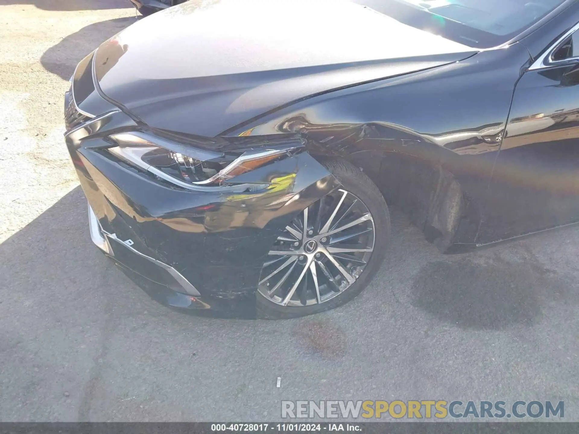 6 Photograph of a damaged car 58ADA1C16RU043485 LEXUS ES 300H 2024