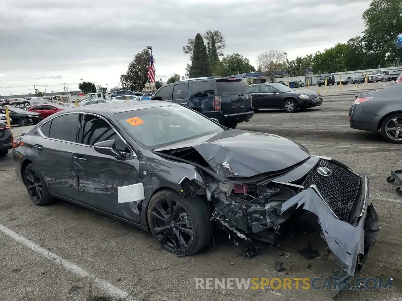 4 Фотография поврежденного автомобиля 58ABA1C12PU028177 LEXUS ES 300H F 2023