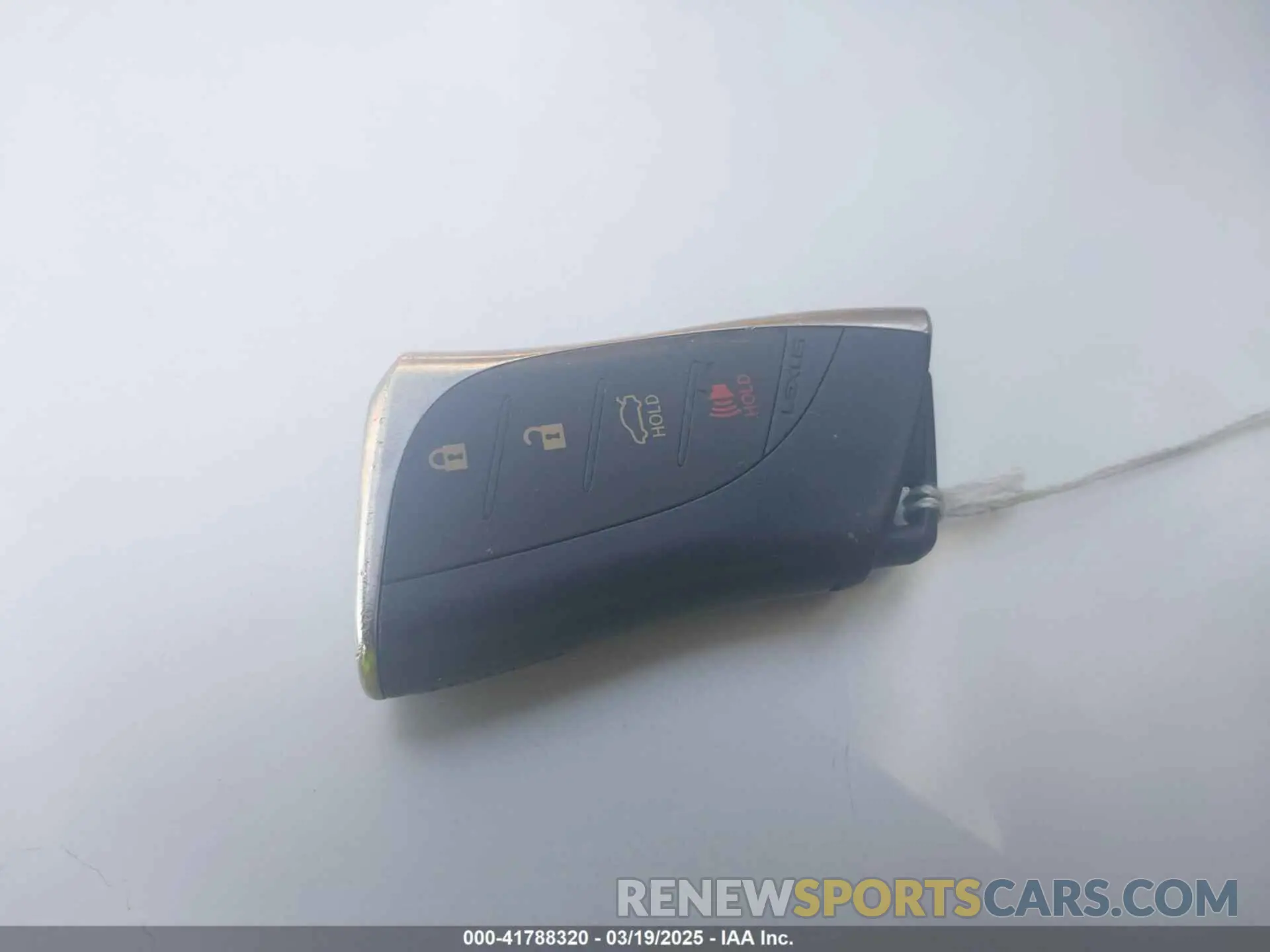 11 Фотография поврежденного автомобиля 58ABZ1B11KU026522 LEXUS ES 350 2019